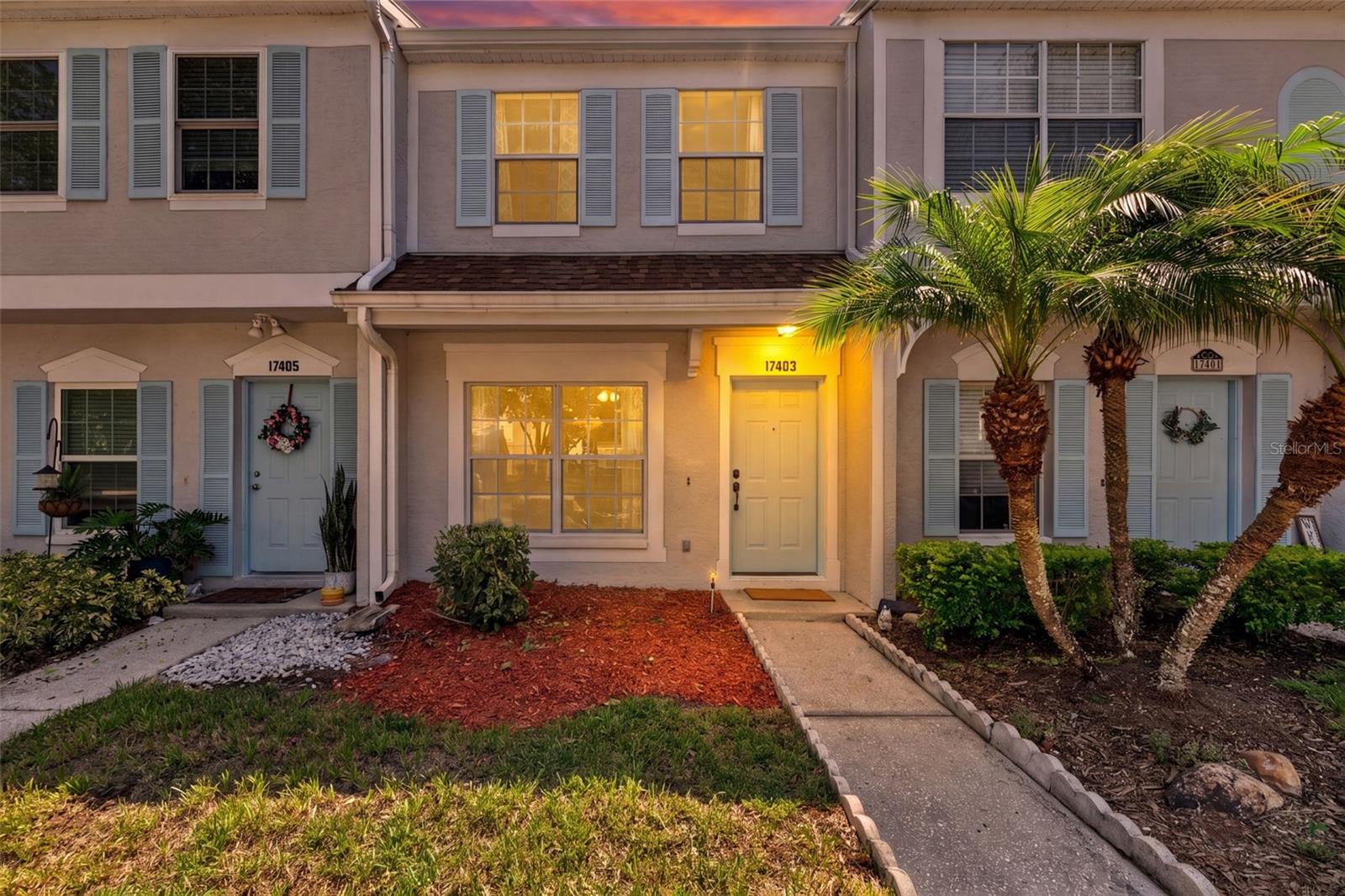 HUNTERS KEY TWNHMS AT NORT - Residential