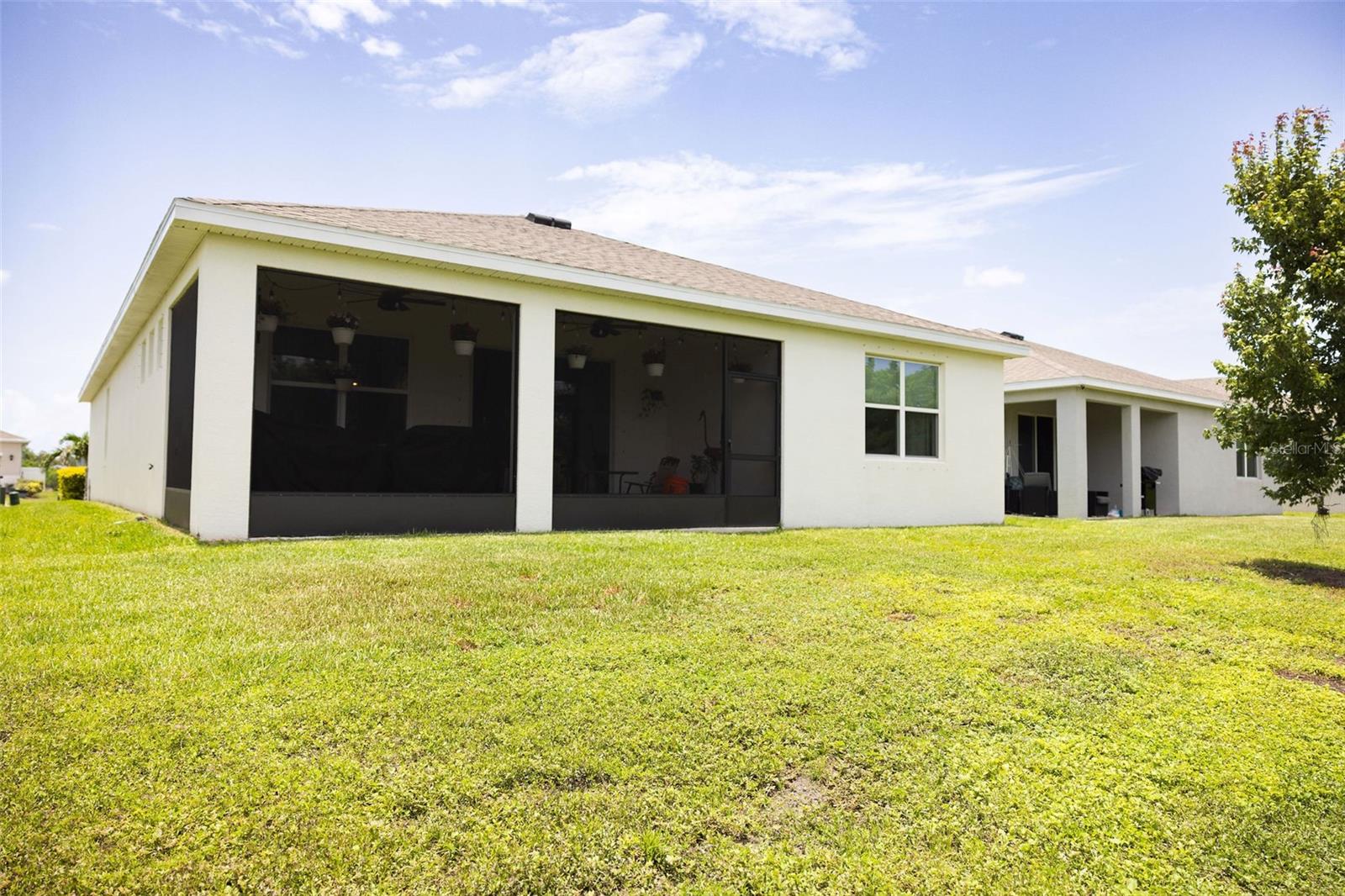 WILLOW WALK - Residential