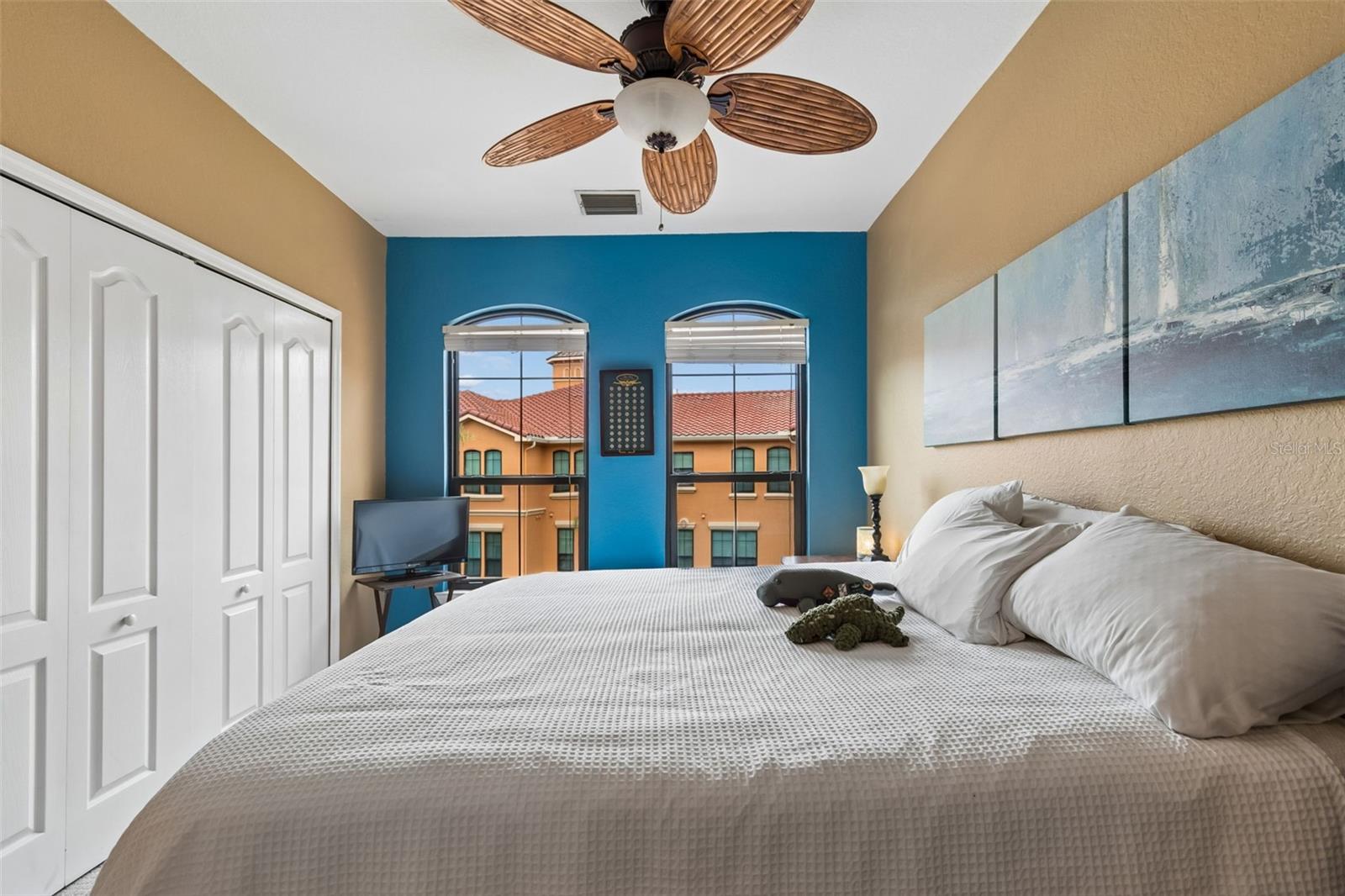 GRAND BELLAGIO AT BAYWATCH CONDO THE - Residential