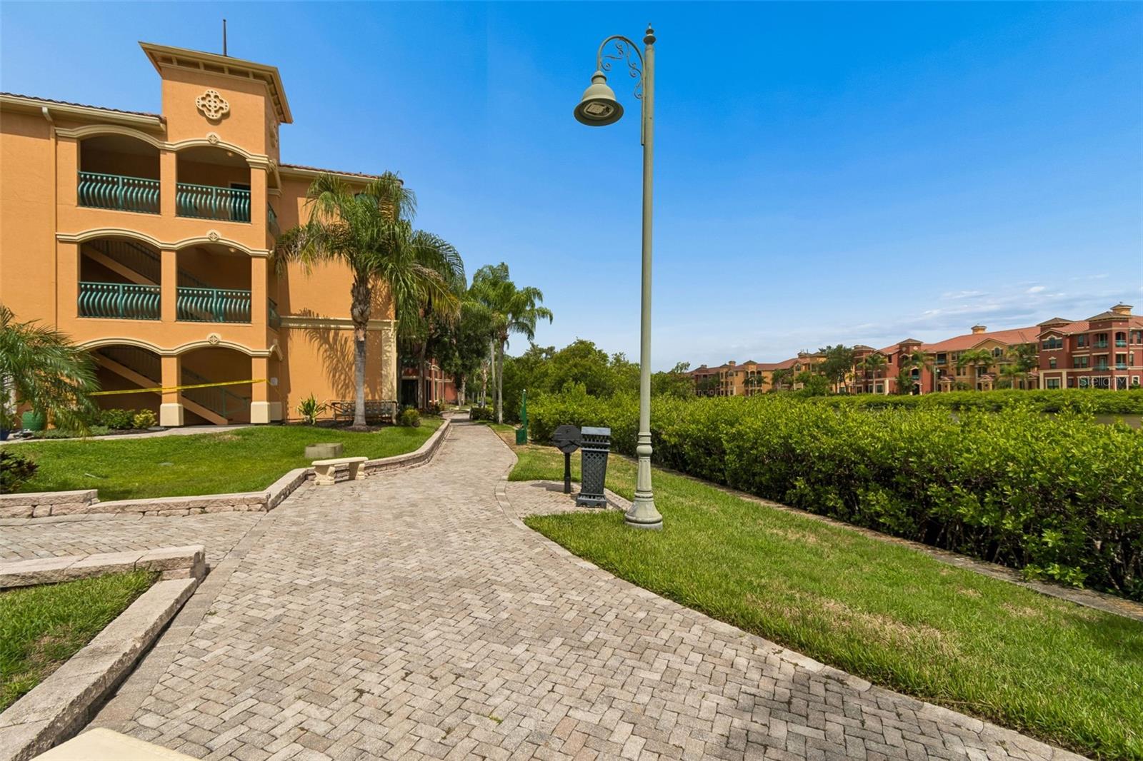 GRAND BELLAGIO AT BAYWATCH CONDO THE - Residential