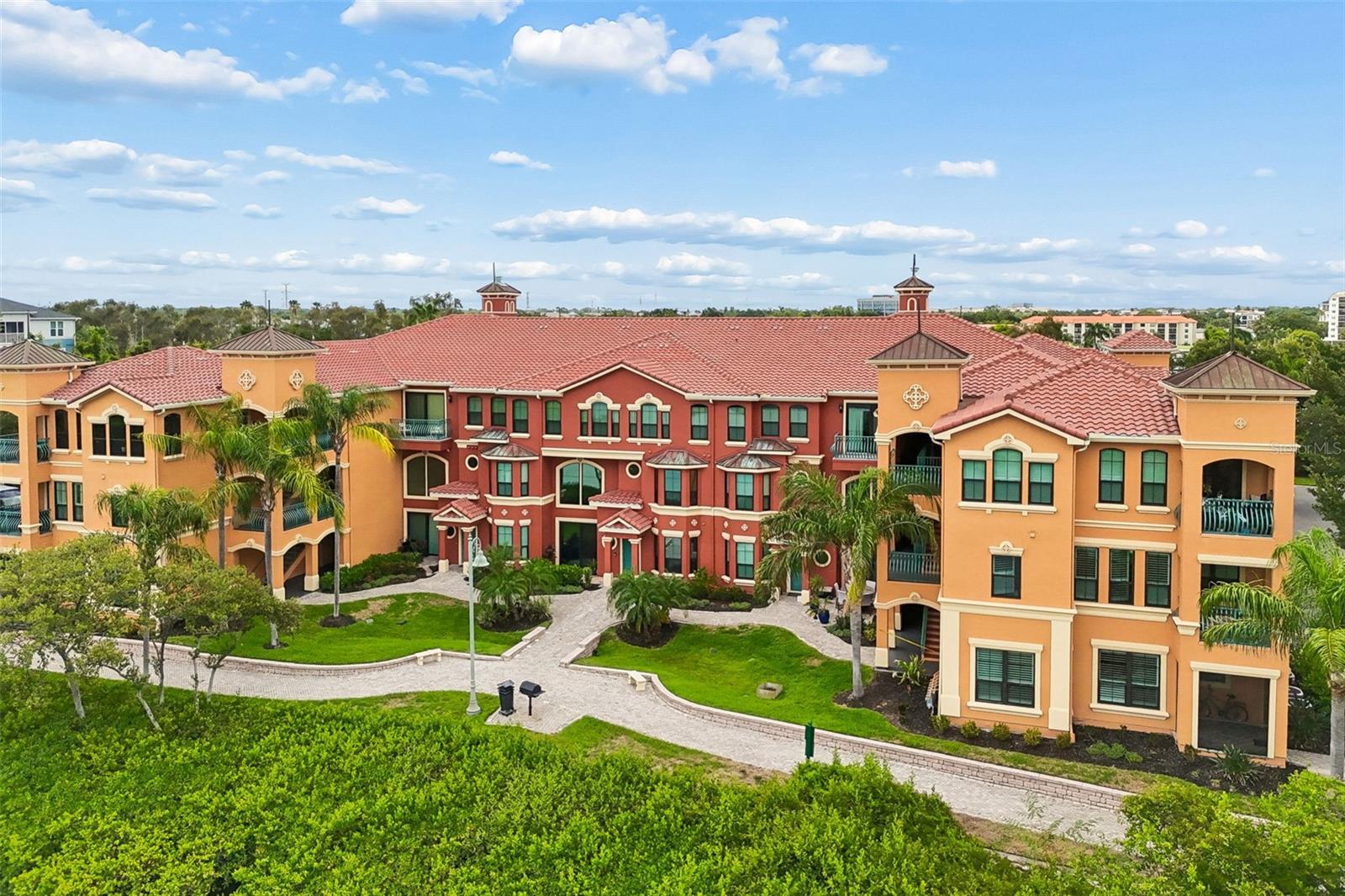 GRAND BELLAGIO AT BAYWATCH CONDO THE - Residential