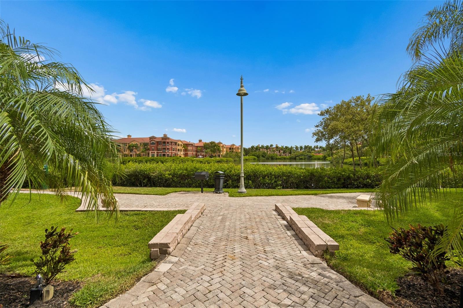 GRAND BELLAGIO AT BAYWATCH CONDO THE - Residential