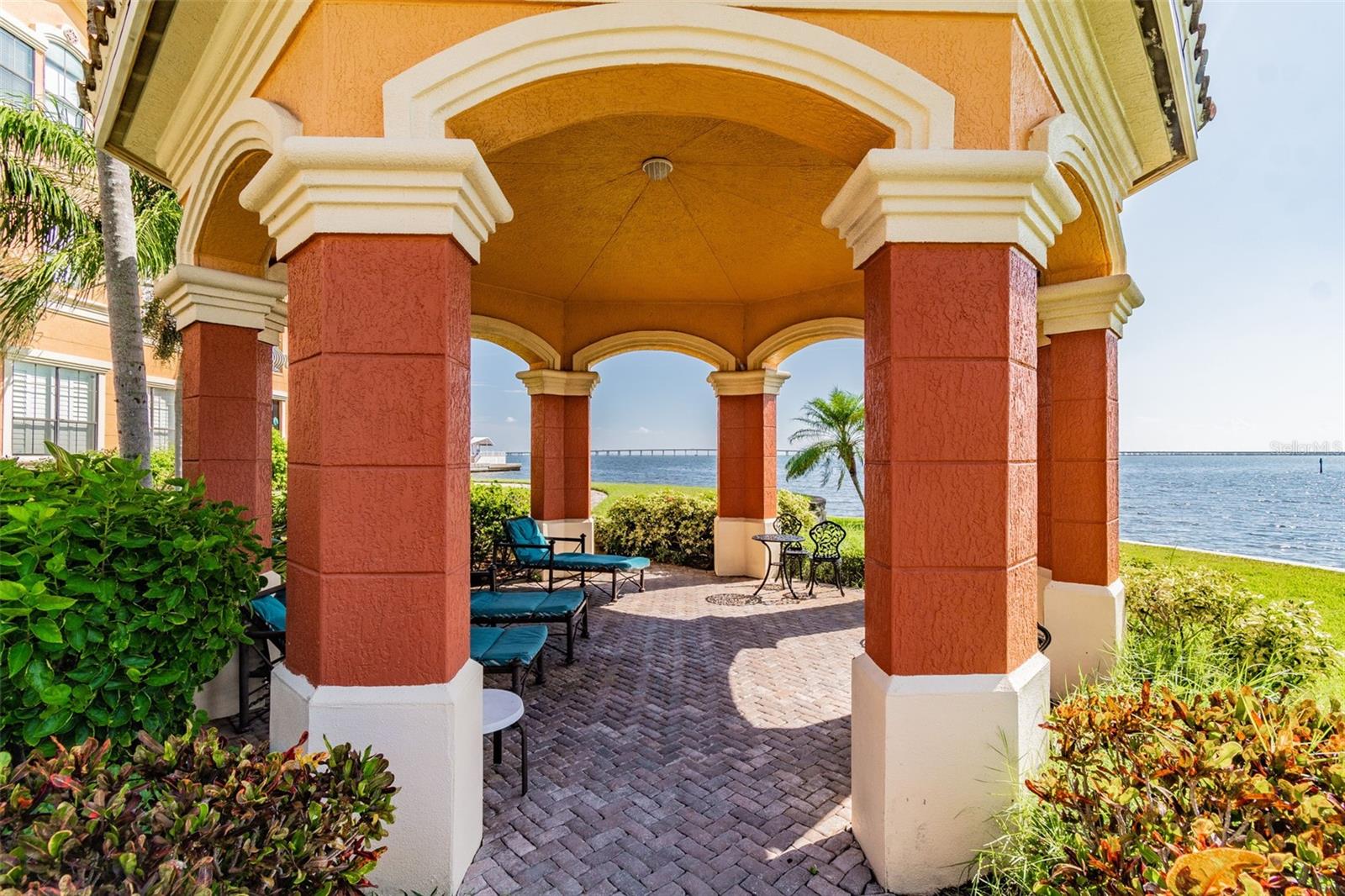 GRAND BELLAGIO AT BAYWATCH CONDO THE - Residential