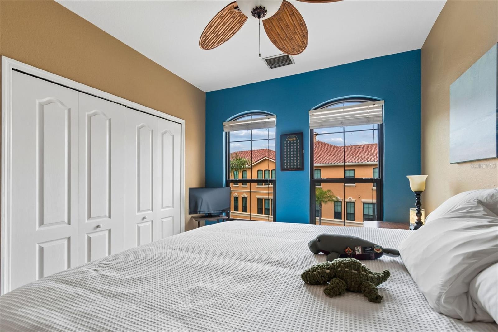 GRAND BELLAGIO AT BAYWATCH CONDO THE - Residential