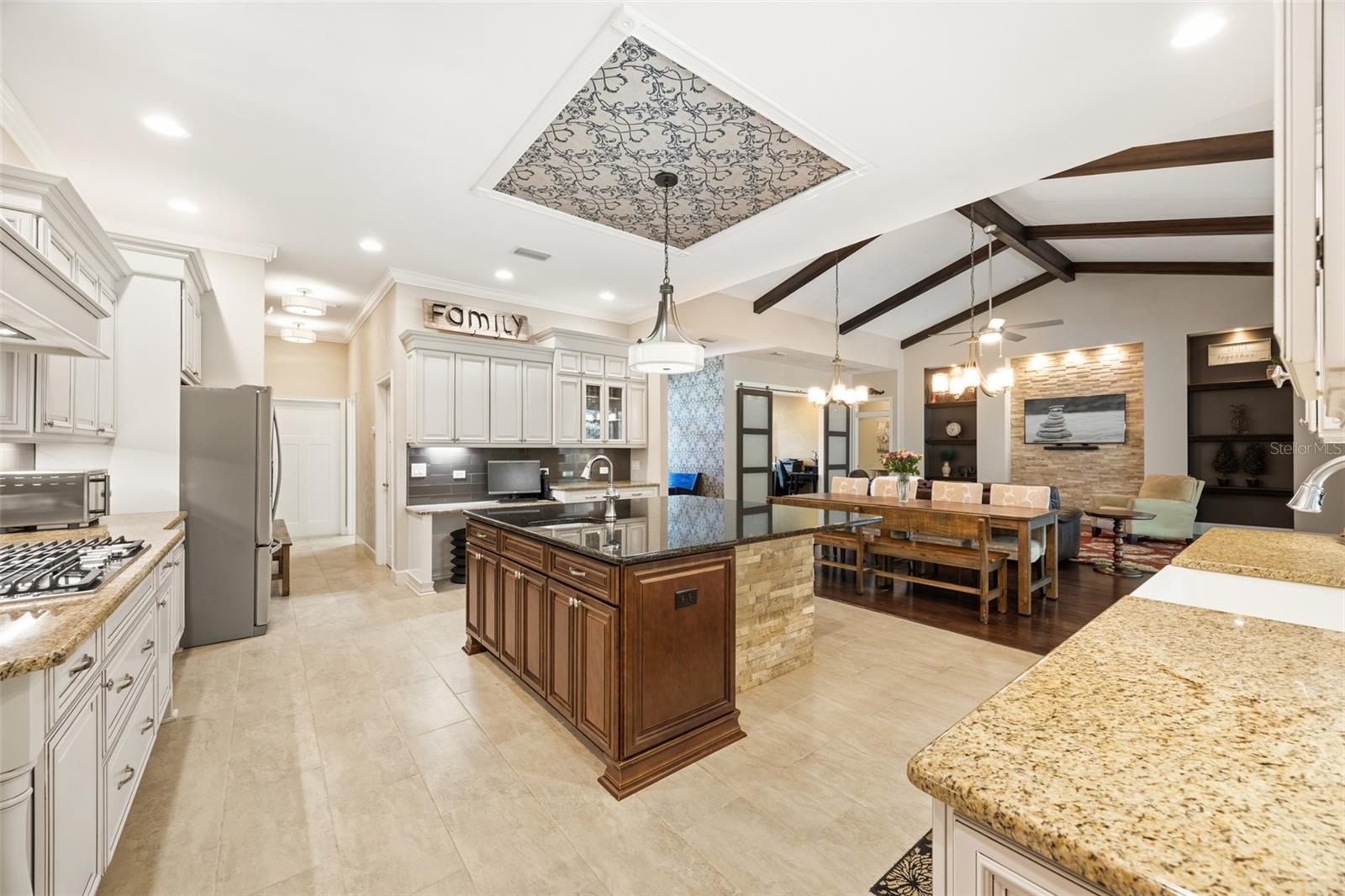 PARKWEST ESTATES - Residential