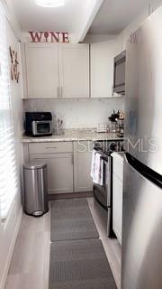 LAKESHORE CLUB - Residential Lease