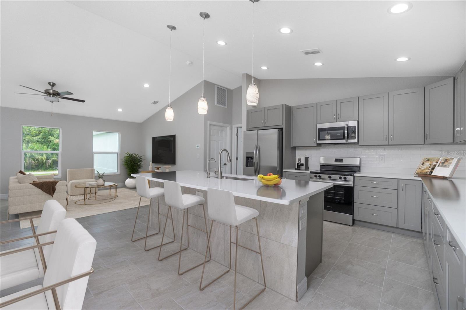1766 - PORT CHARLOTTE SUB 44 - Residential