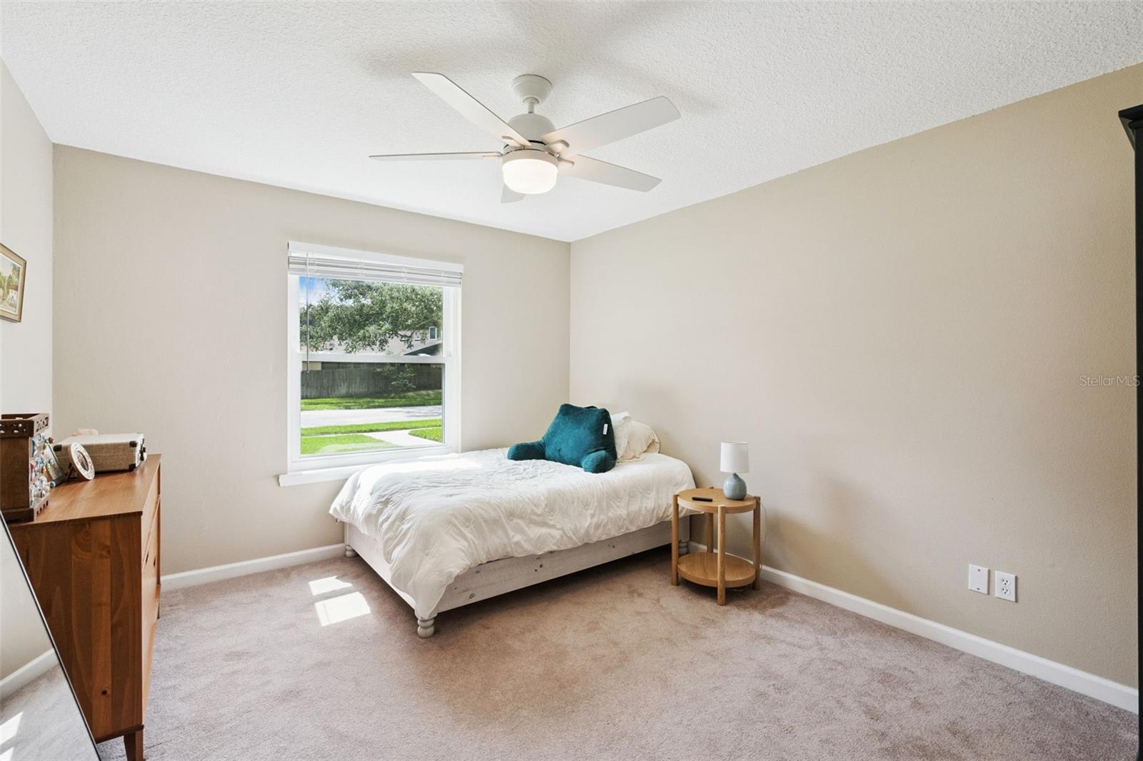 NORTHRIDGE - Residential