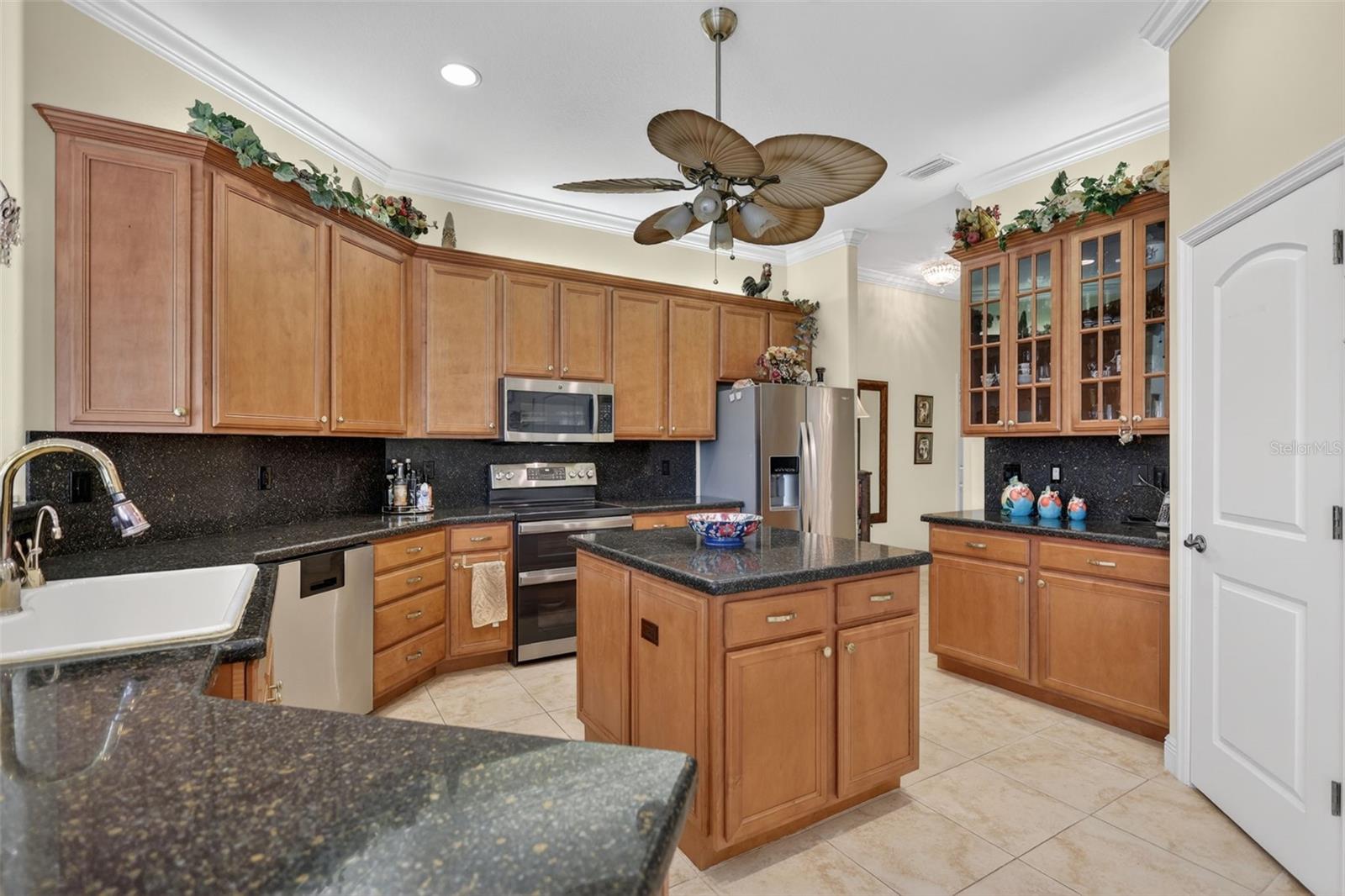 WINDING CREEK - Residential