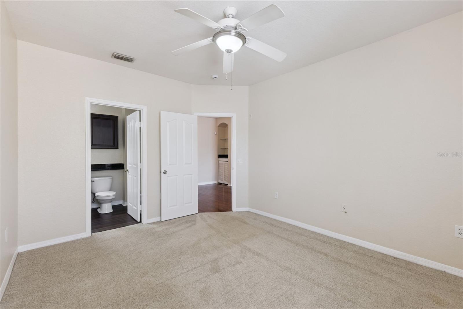 VISCONTI WEST CONDO - Residential