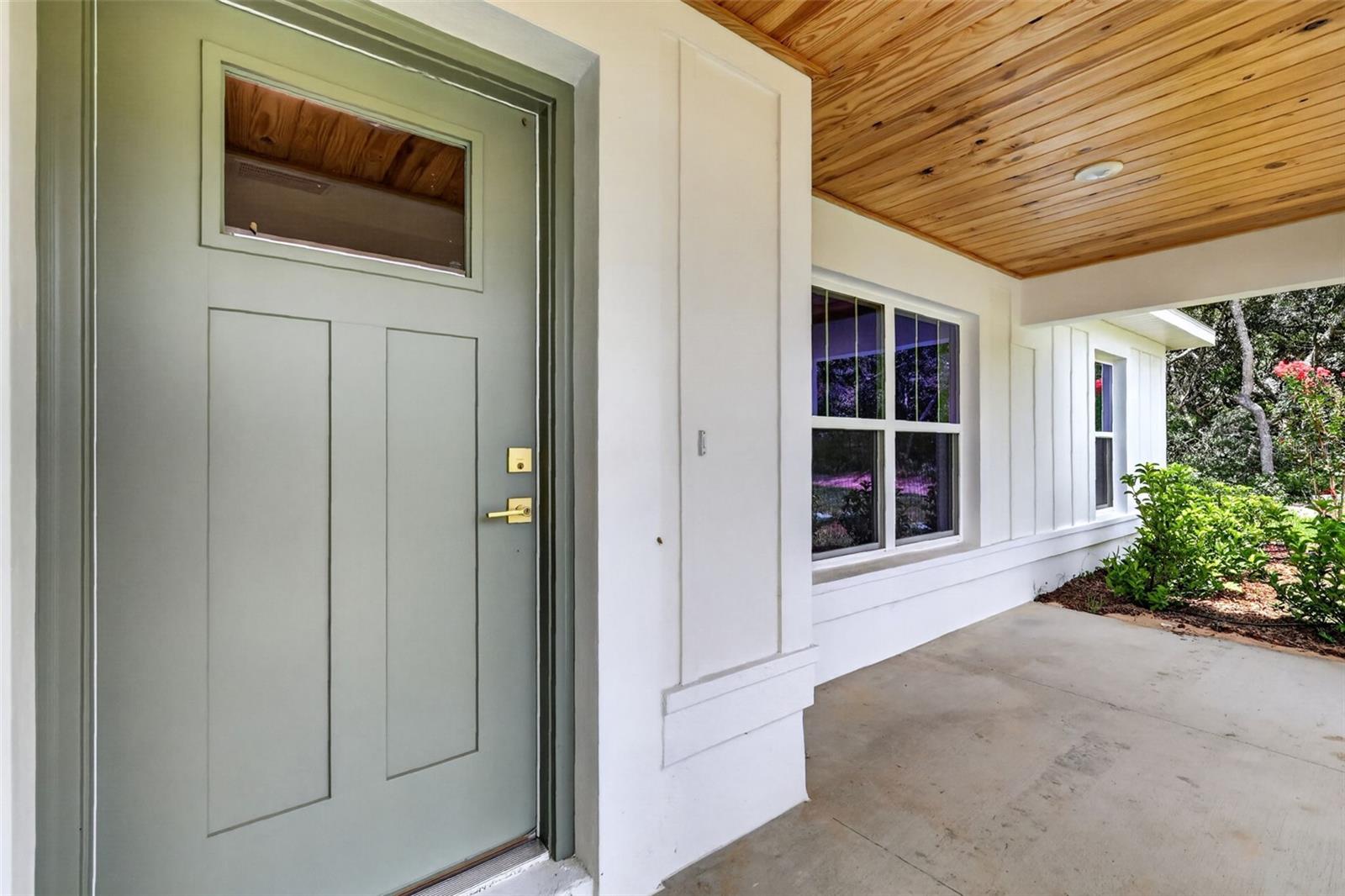 SILVER SPRINGS SHORES - Residential