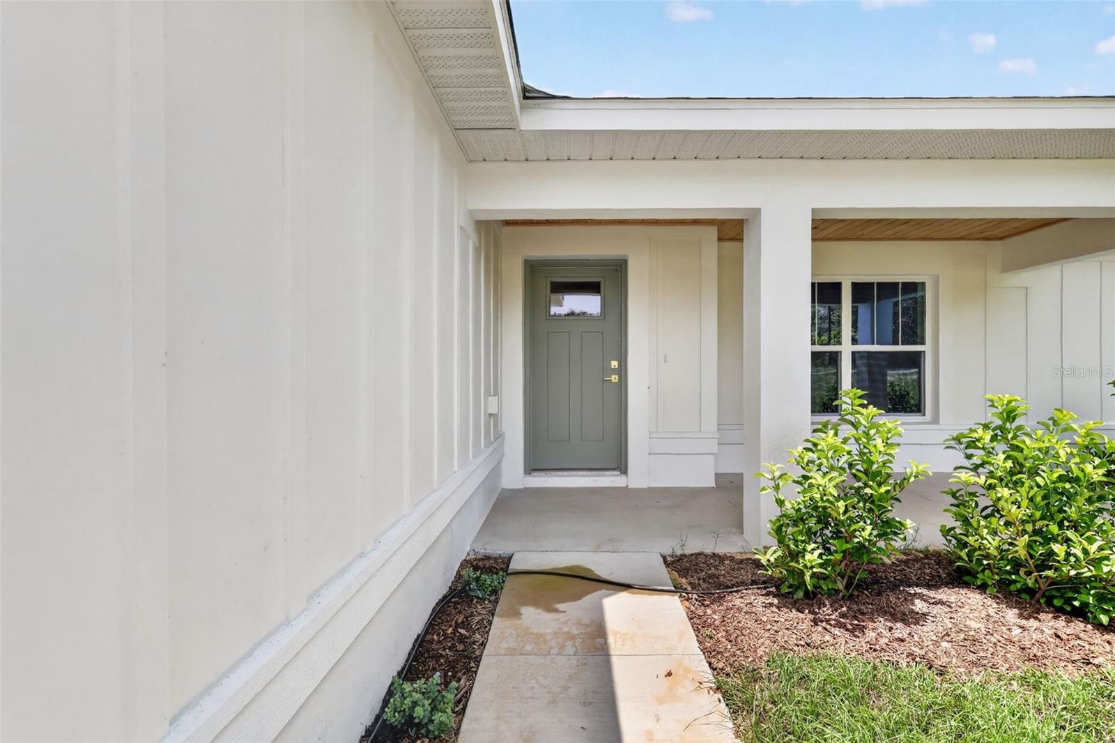 SILVER SPRINGS SHORES - Residential