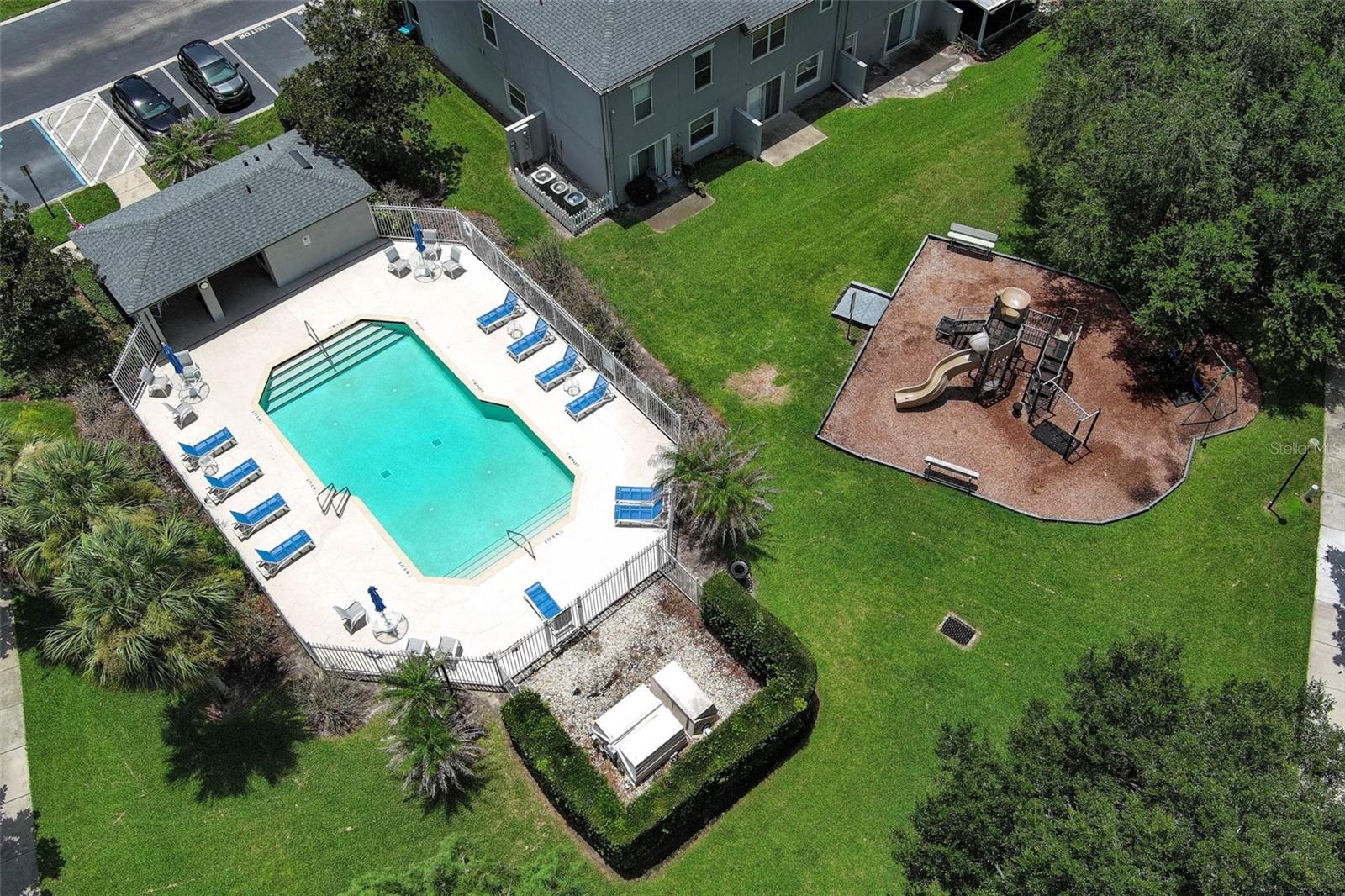 HERITAGE PARK TWNHMS - Residential