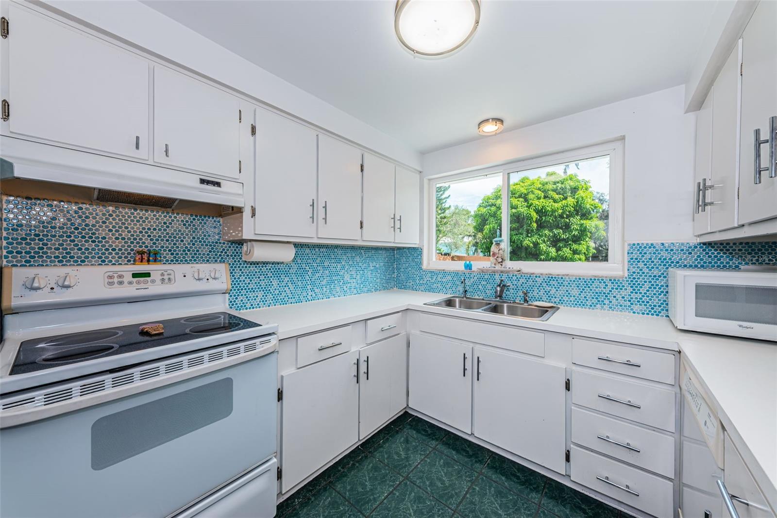 CRYSTAL BEACH REV - Residential