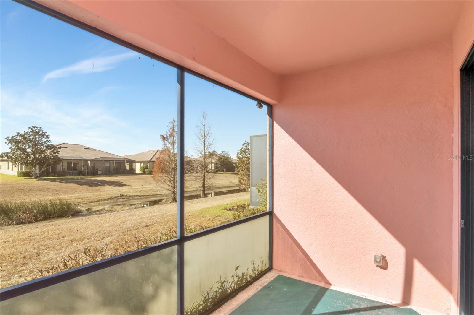 SOUTHSHORE FALLS PH 1 - Residential