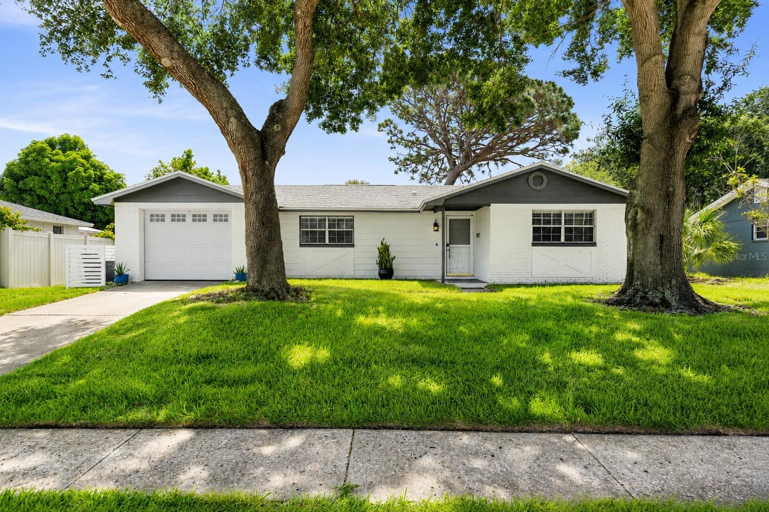 GULFVIEW RIDGE - Residential