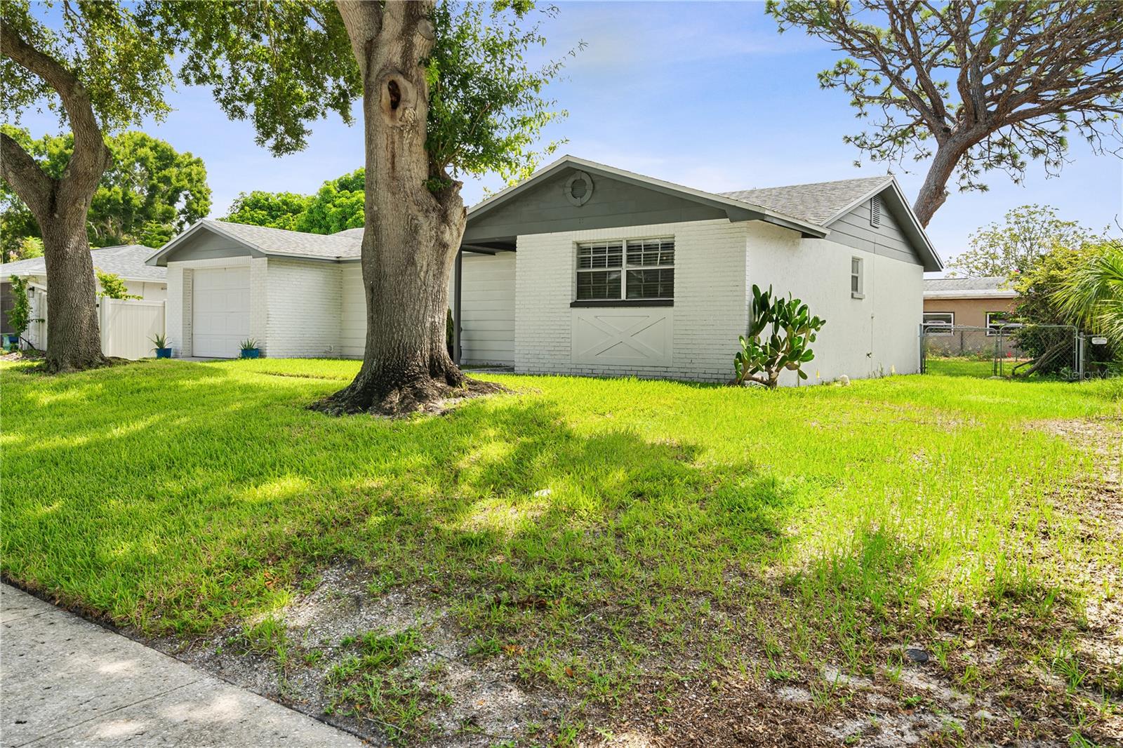 GULFVIEW RIDGE - Residential