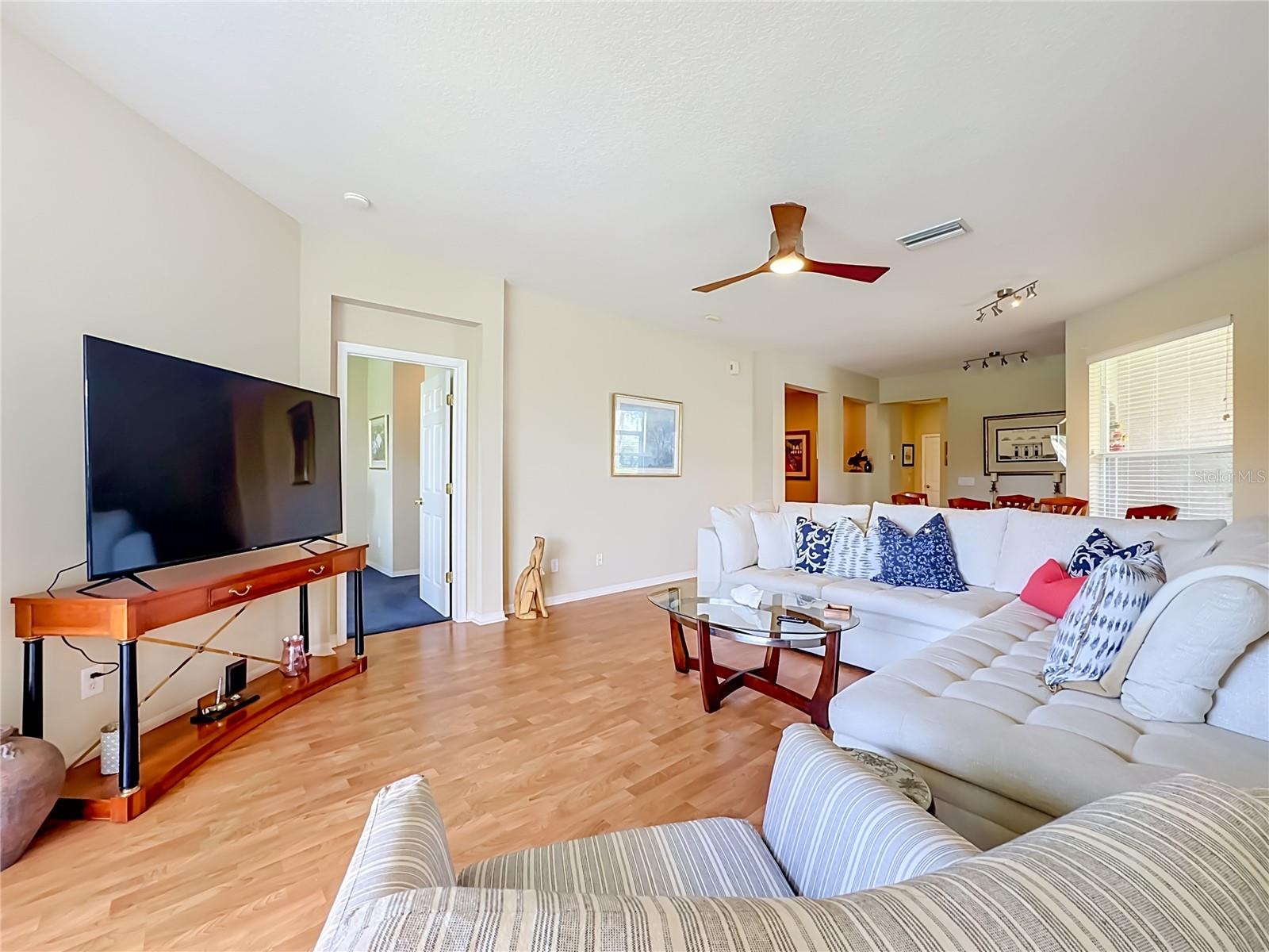 LAKERIDGE FALLS PH 1B - Residential