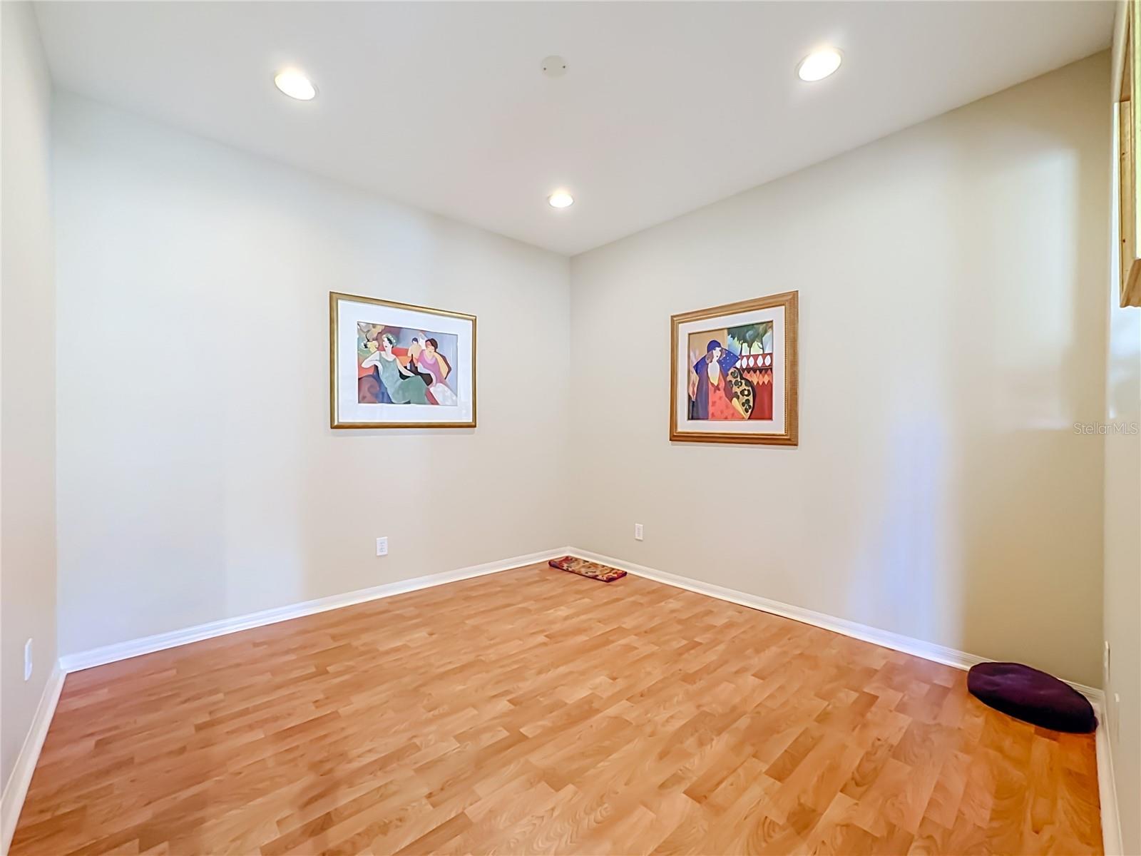 LAKERIDGE FALLS PH 1B - Residential