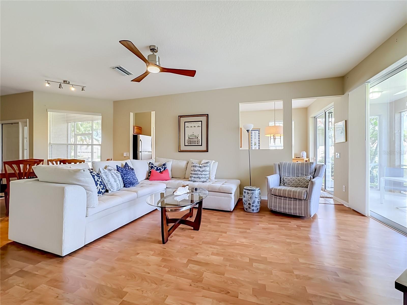 LAKERIDGE FALLS PH 1B - Residential