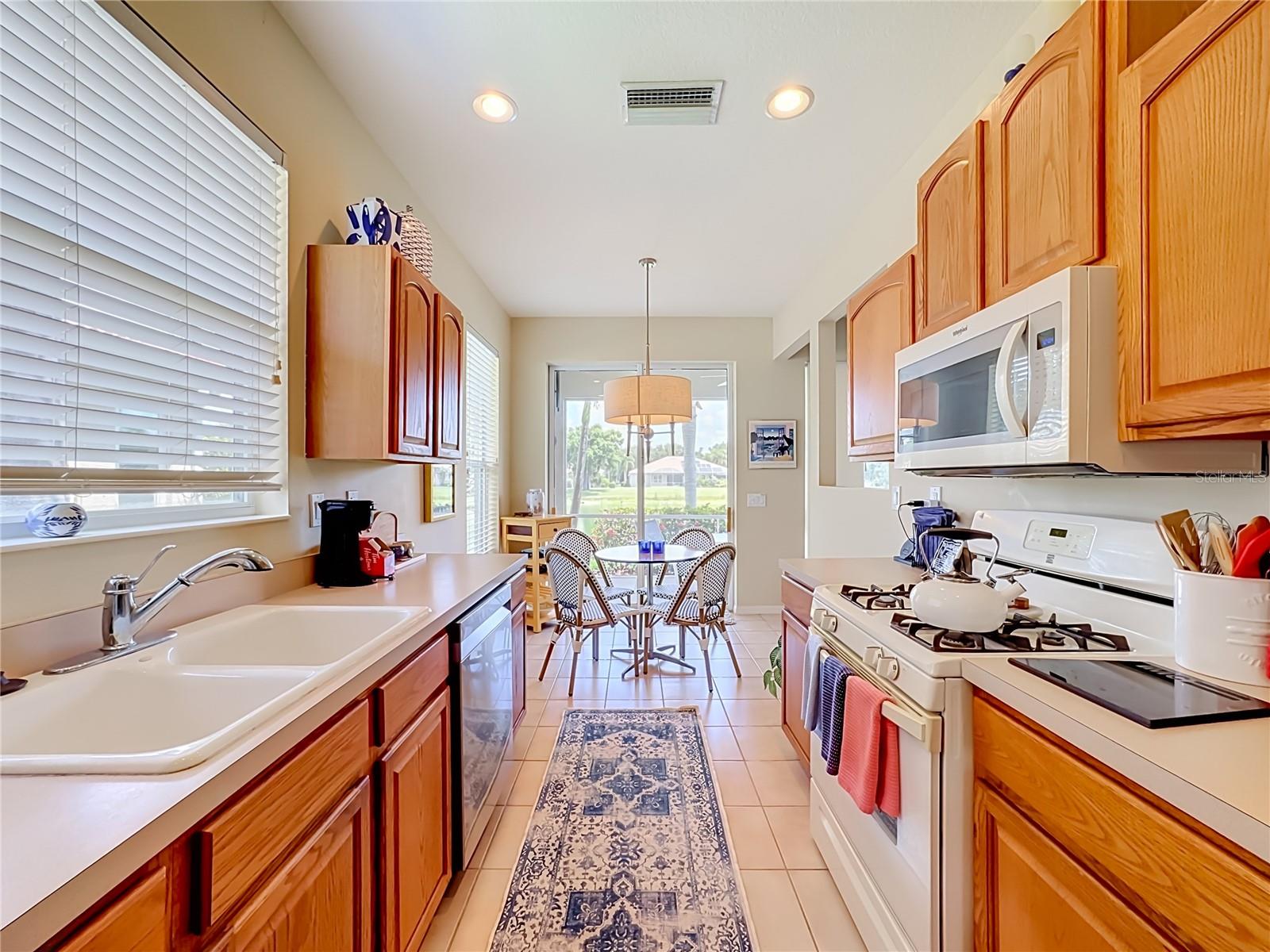 LAKERIDGE FALLS PH 1B - Residential