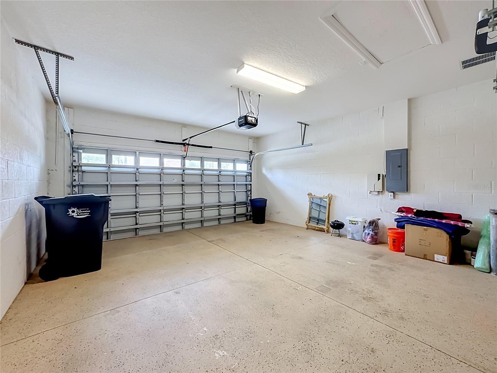 LAKERIDGE FALLS PH 1B - Residential