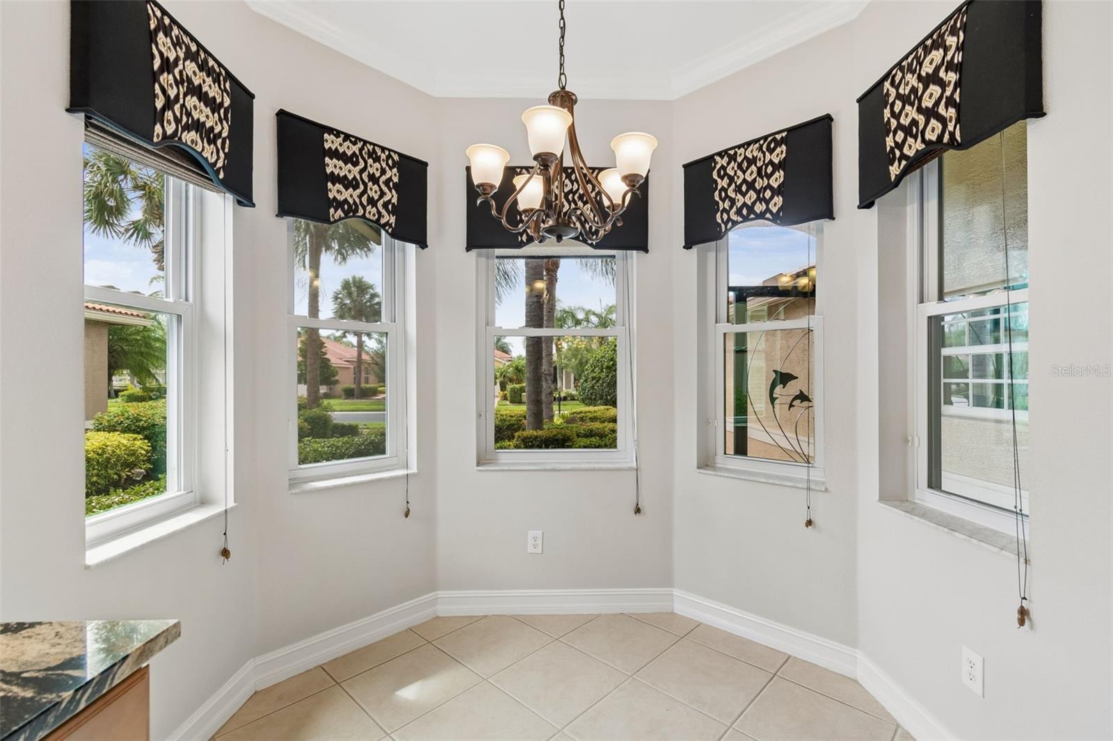 VALENCIA LAKES PH 2 - Residential