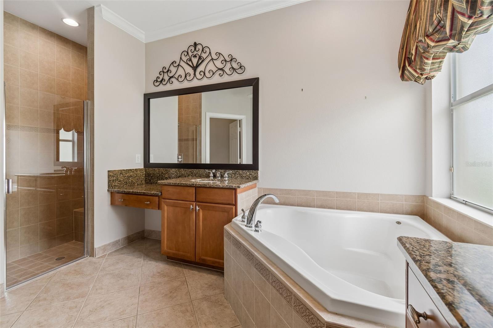 VALENCIA LAKES PH 2 - Residential