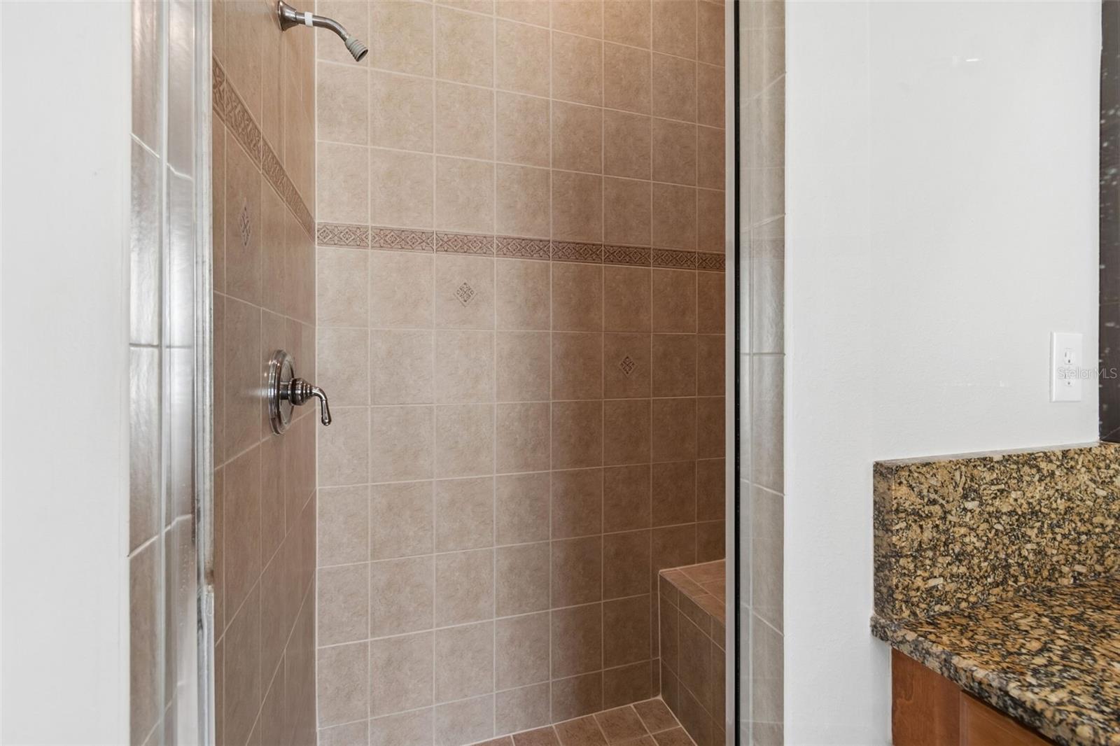 VALENCIA LAKES PH 2 - Residential