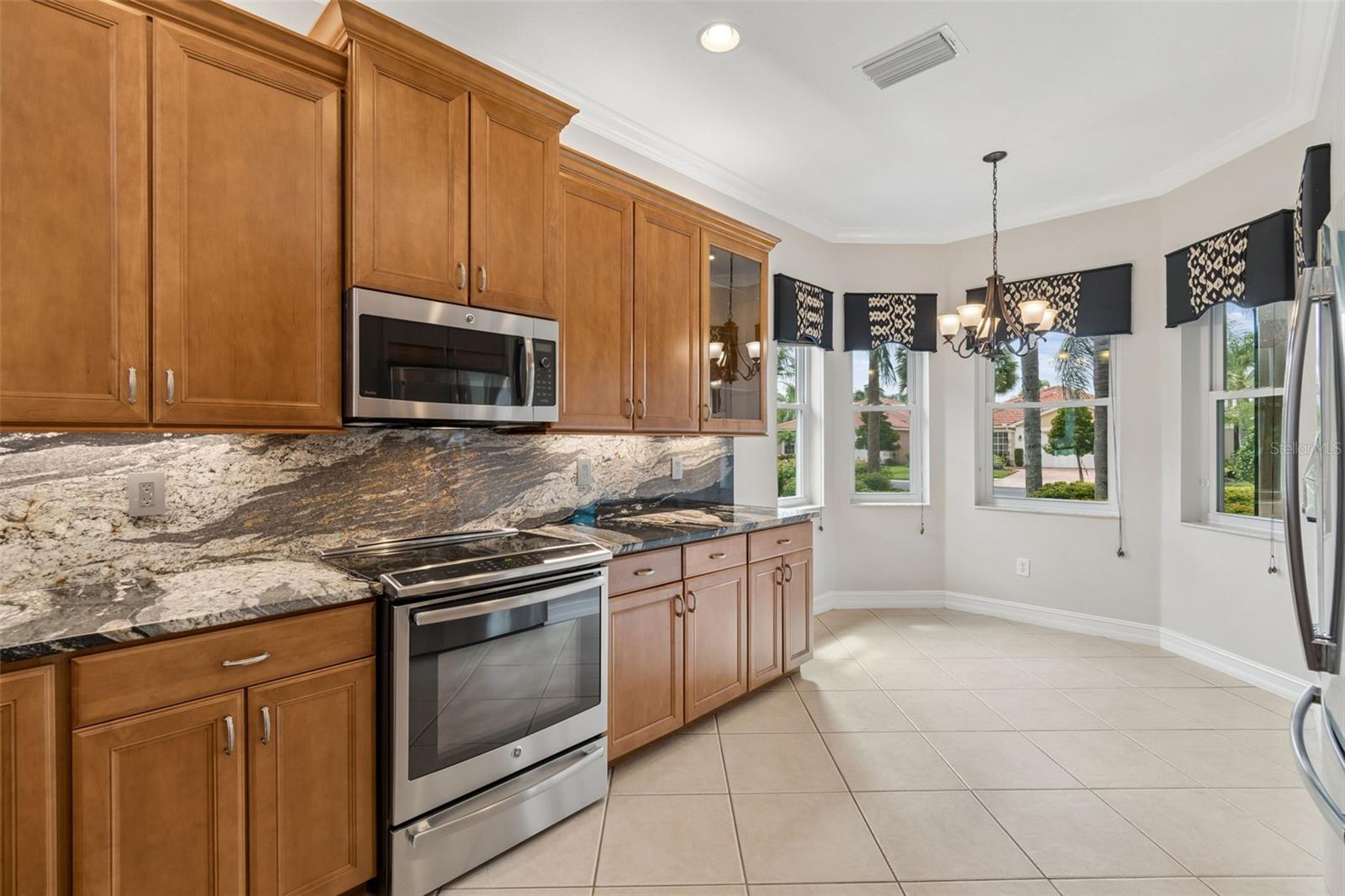 VALENCIA LAKES PH 2 - Residential