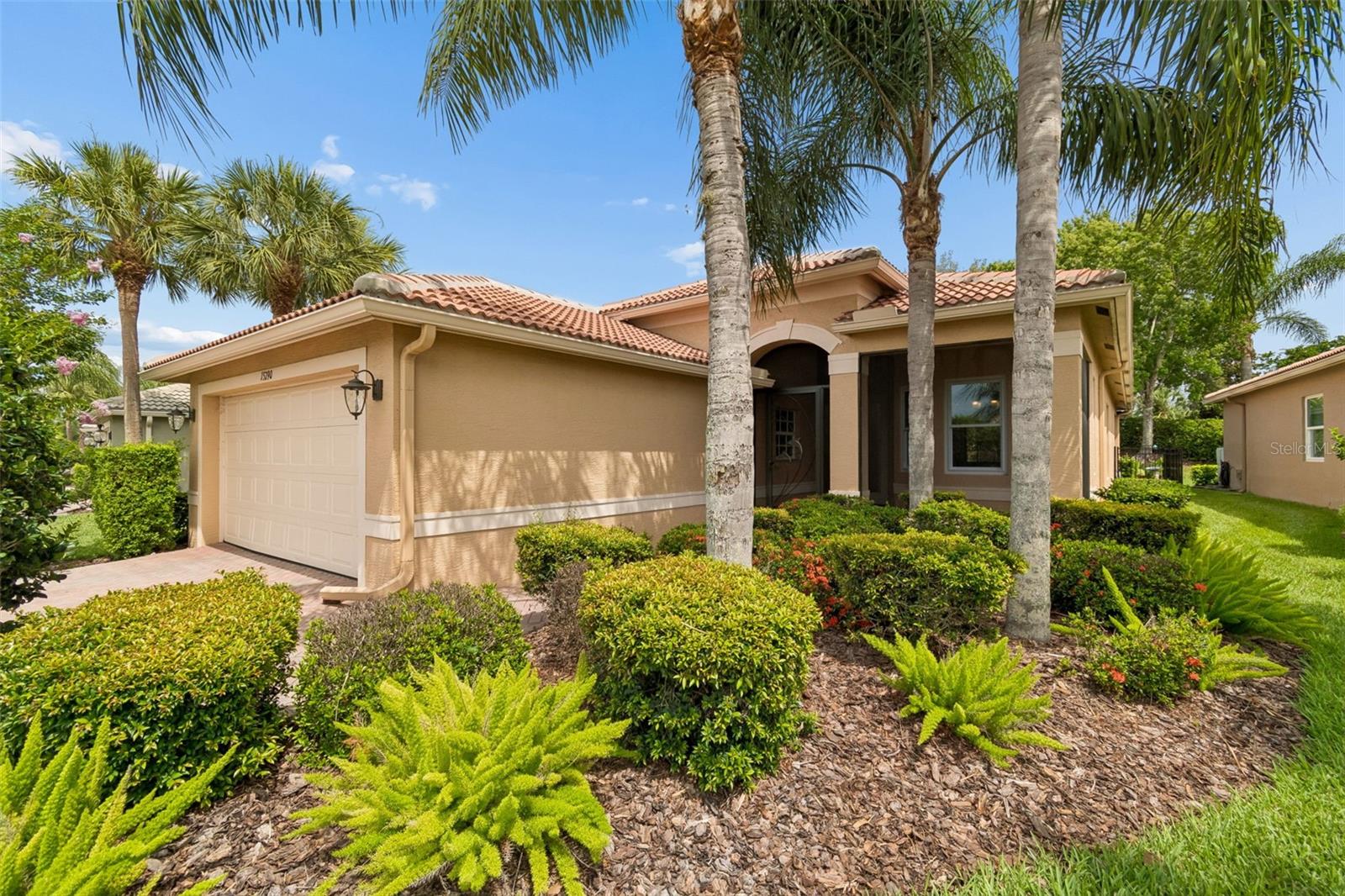 VALENCIA LAKES PH 2 - Residential
