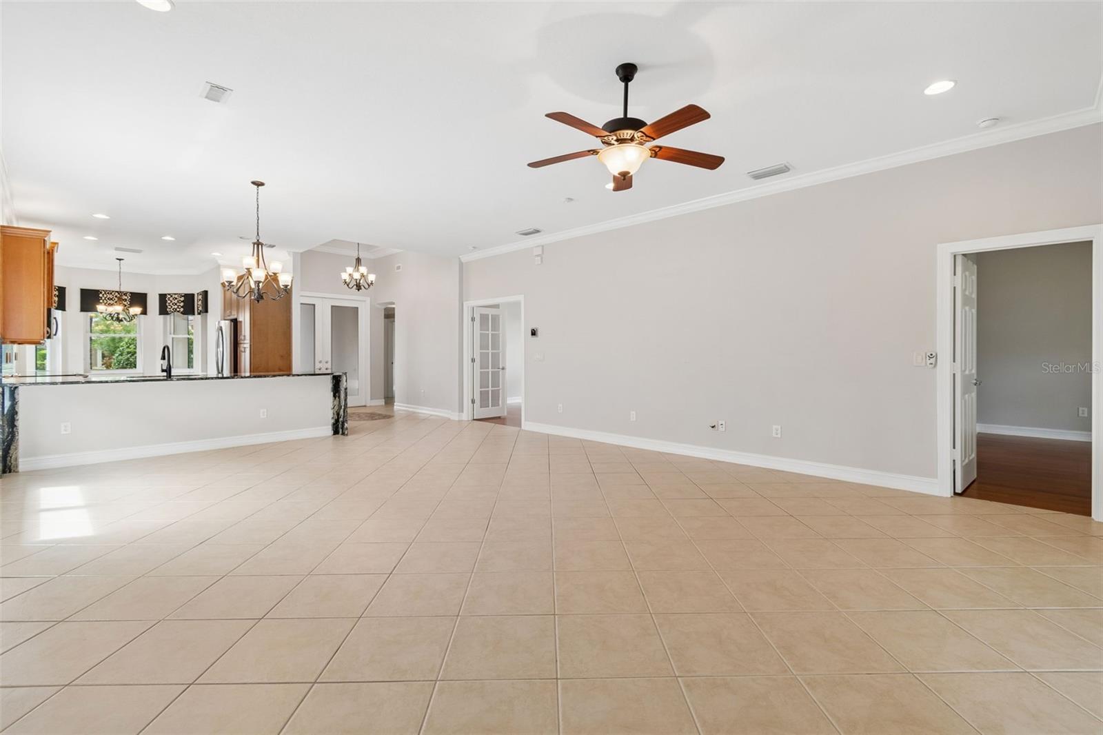 VALENCIA LAKES PH 2 - Residential