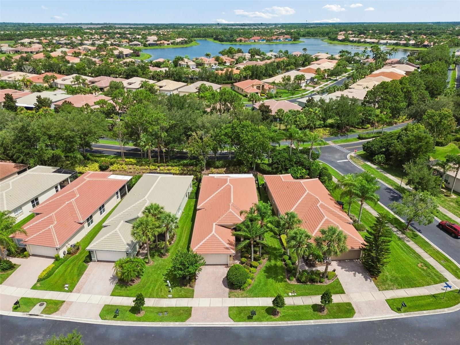 VALENCIA LAKES PH 2 - Residential