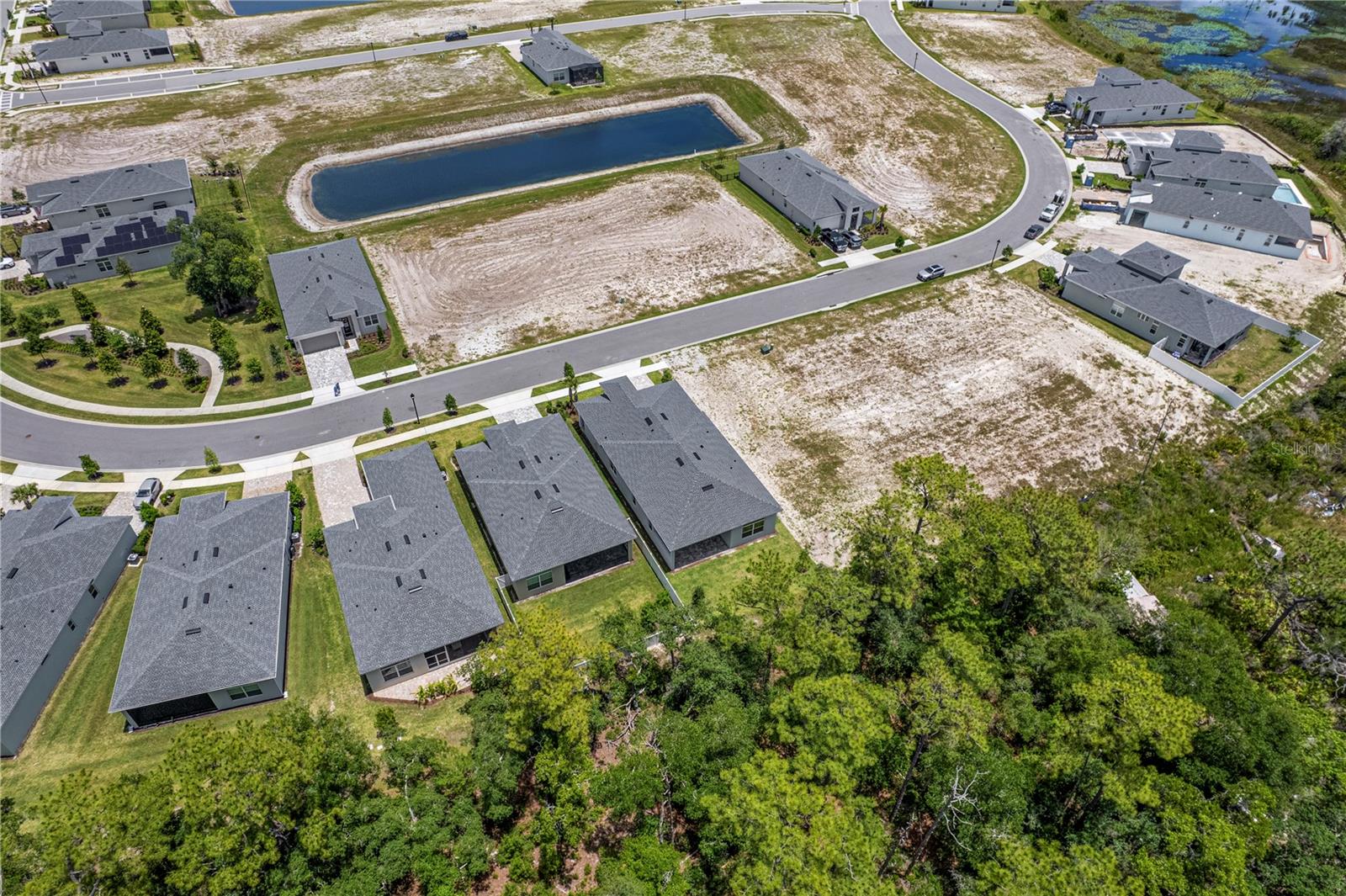 RESERVE AT VICTORIA - Residential