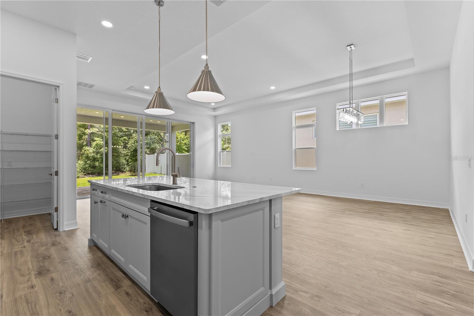 RESERVE AT VICTORIA - Residential