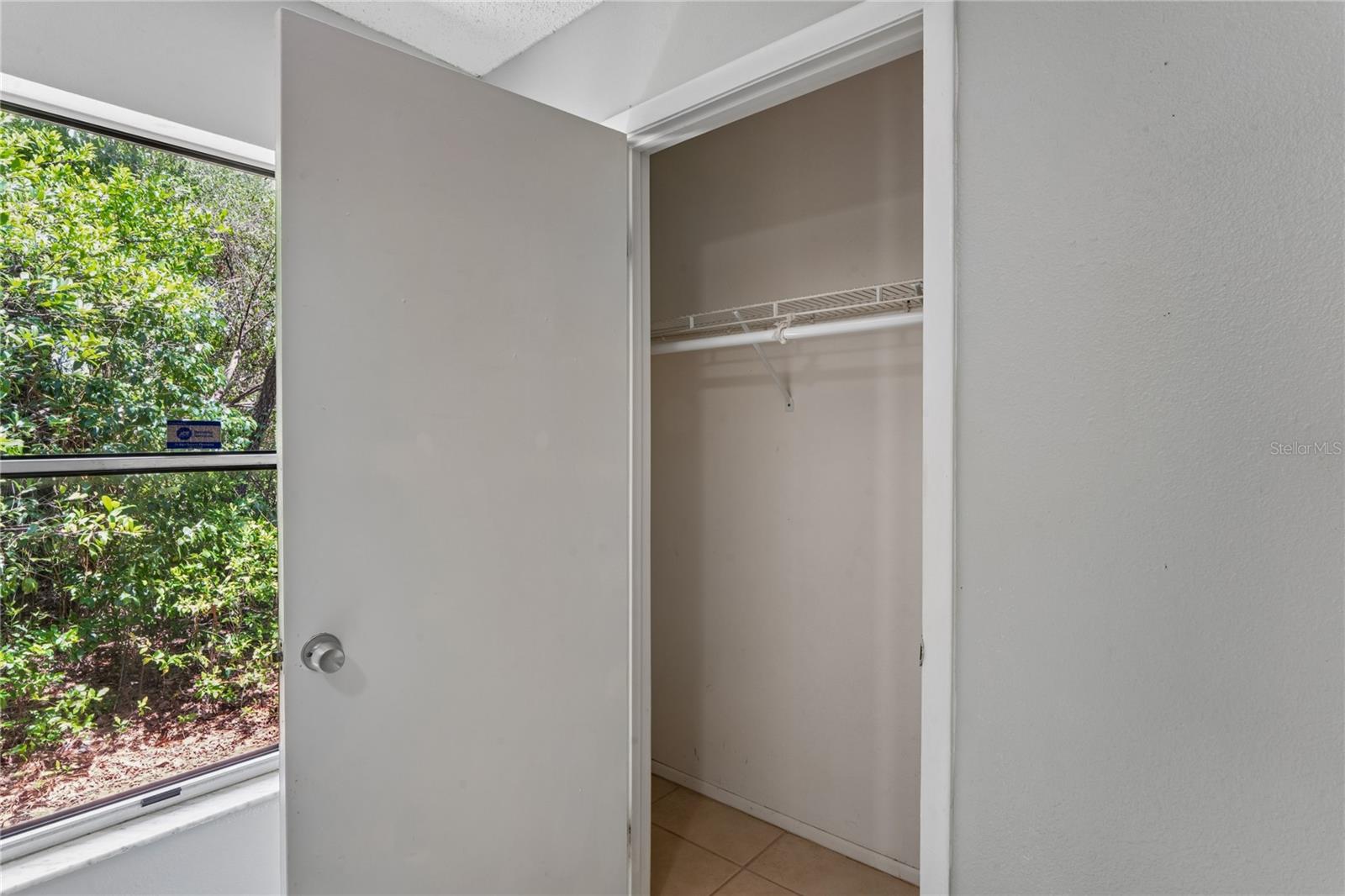 SPRING HILL - Residential Income