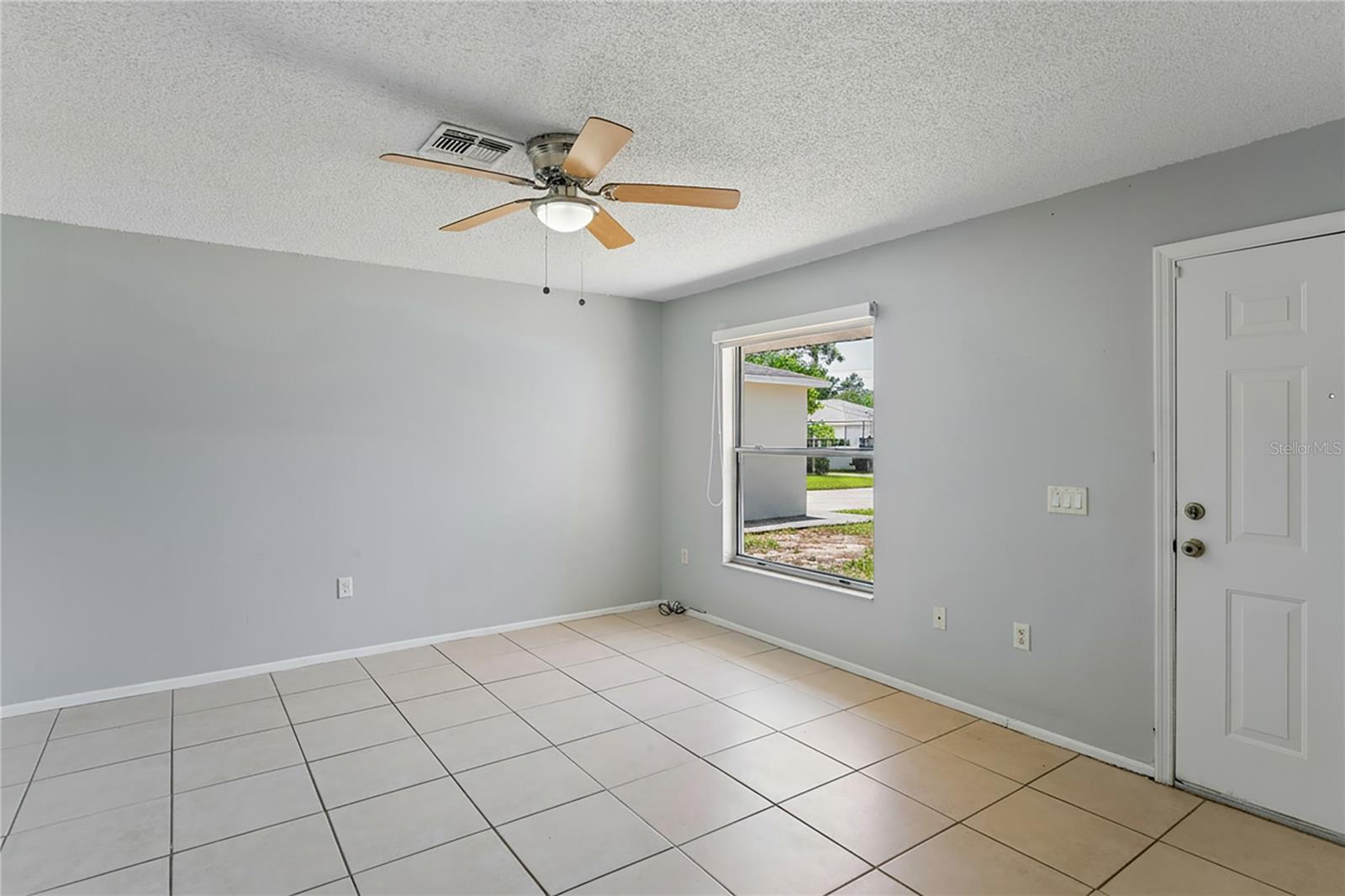 SPRING HILL - Residential Income