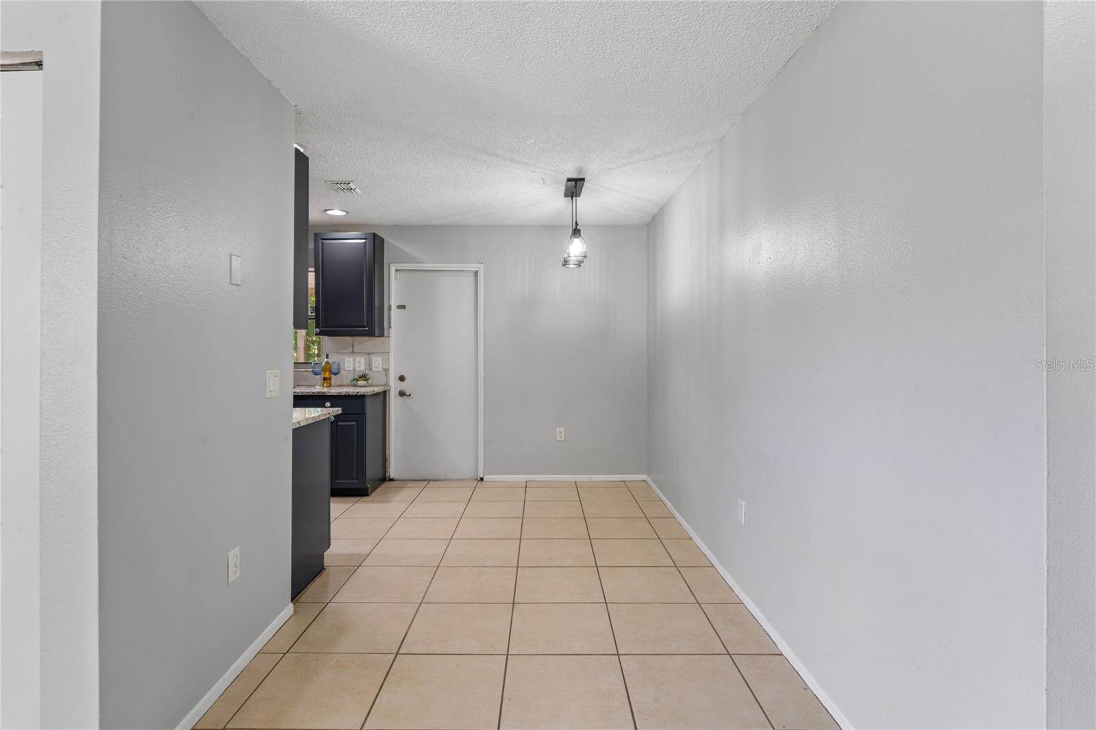 SPRING HILL - Residential Income