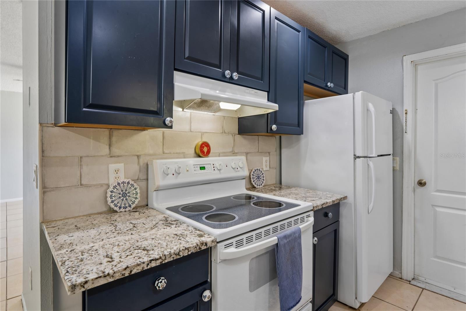 SPRING HILL - Residential Income