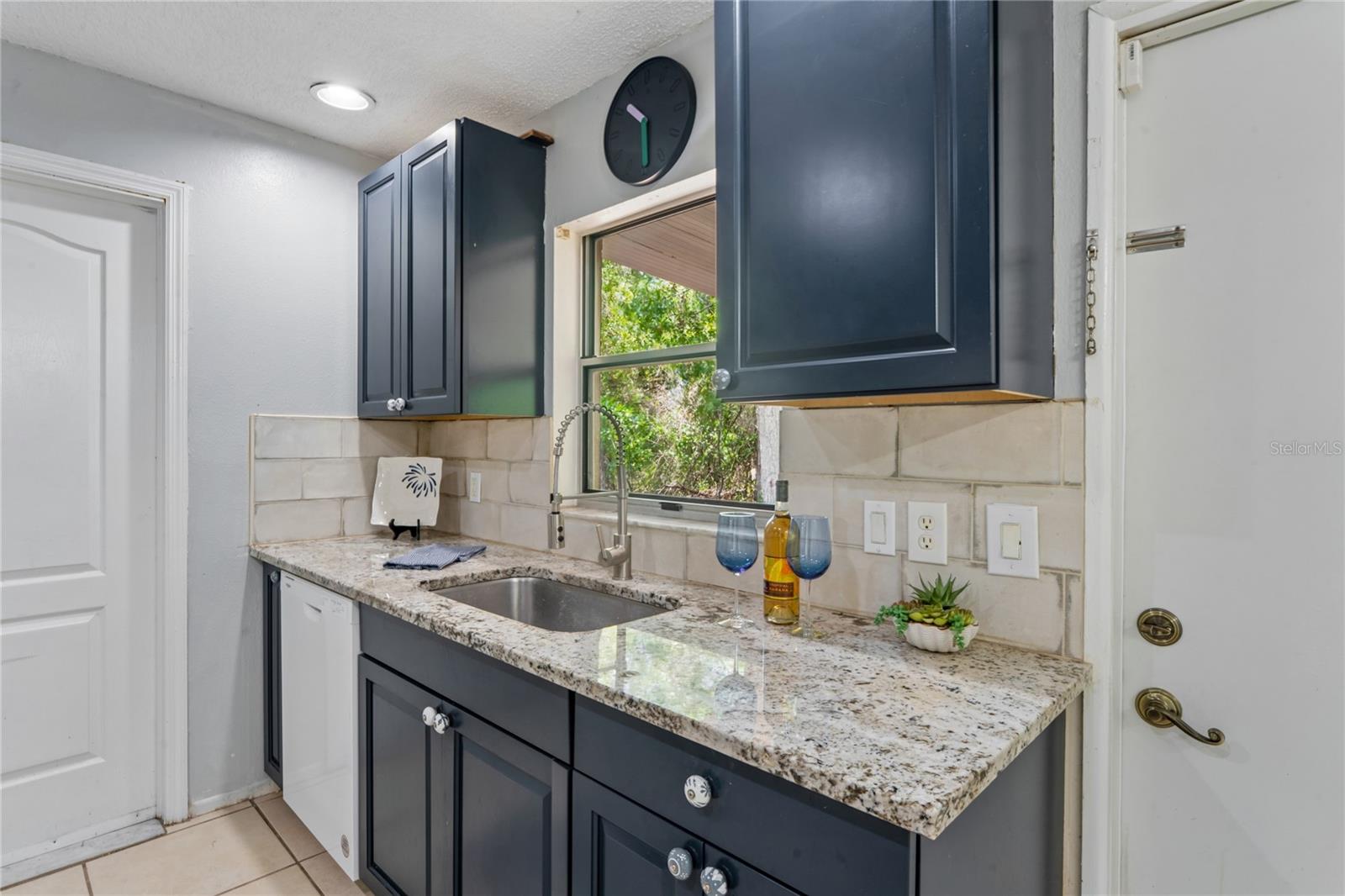 SPRING HILL - Residential Income
