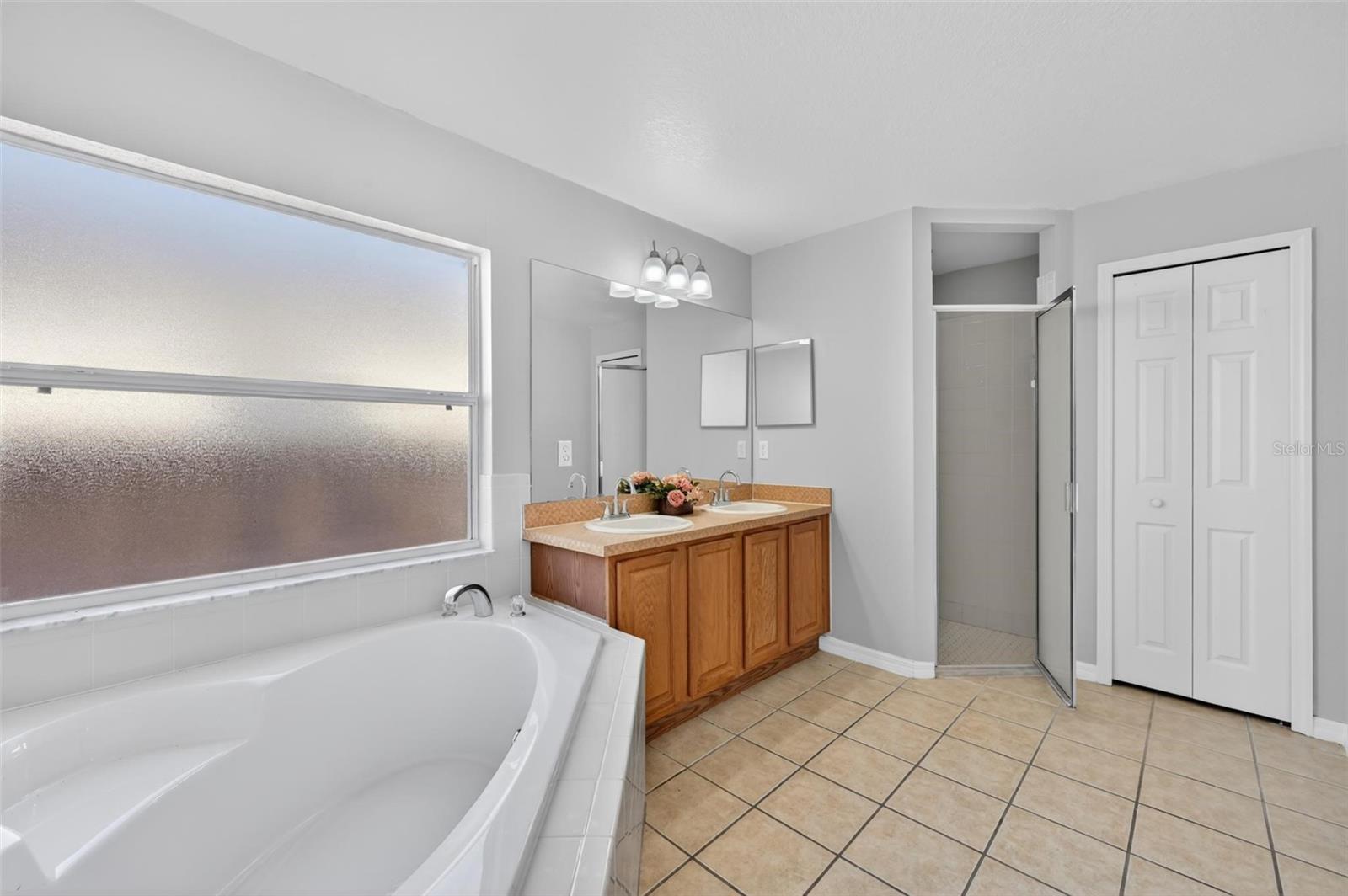 GROVELAND LEXINGTON VILLAGE PH I - Residential