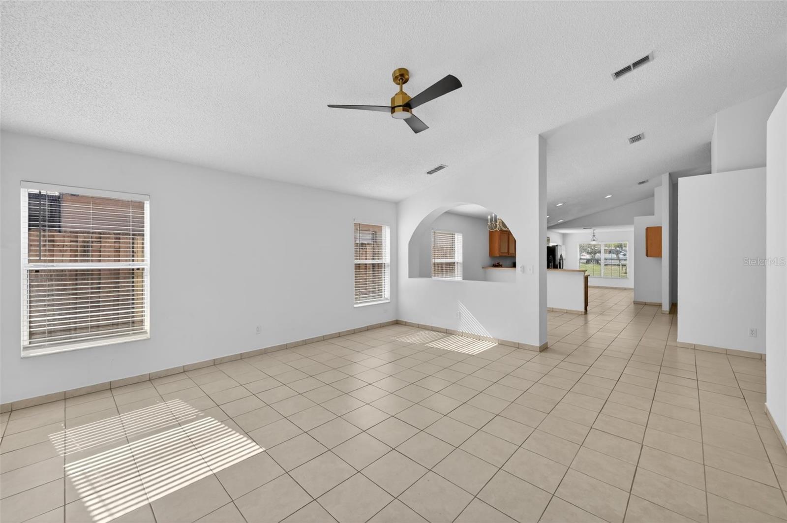 GROVELAND LEXINGTON VILLAGE PH I - Residential