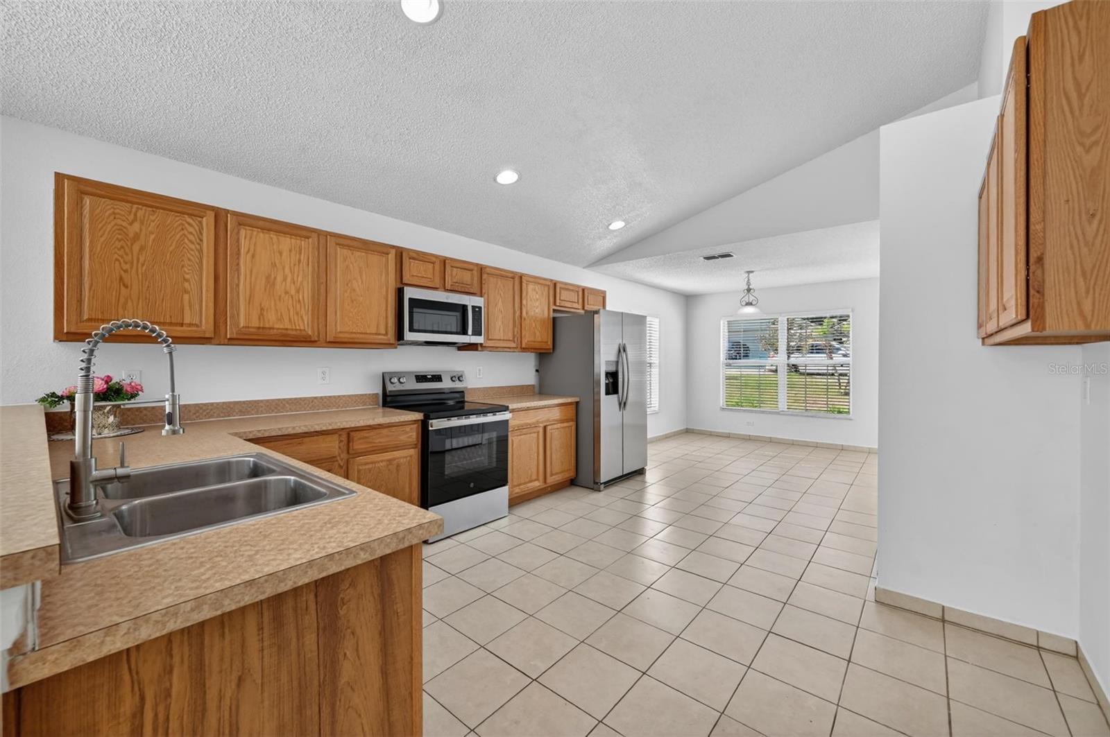 GROVELAND LEXINGTON VILLAGE PH I - Residential