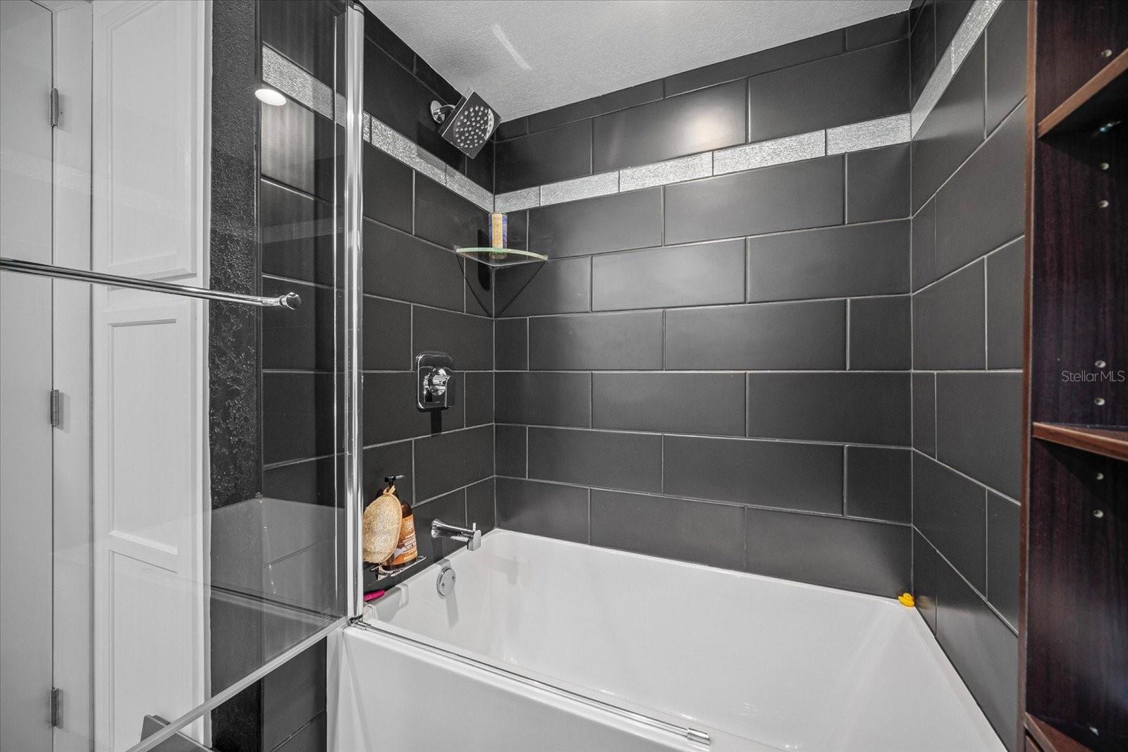 NORTH SHORE NORMANDY CONDO - Residential