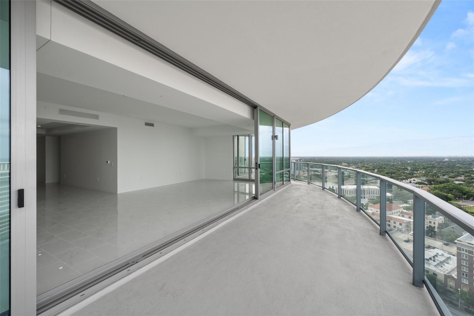400 CENTRAL - Residential