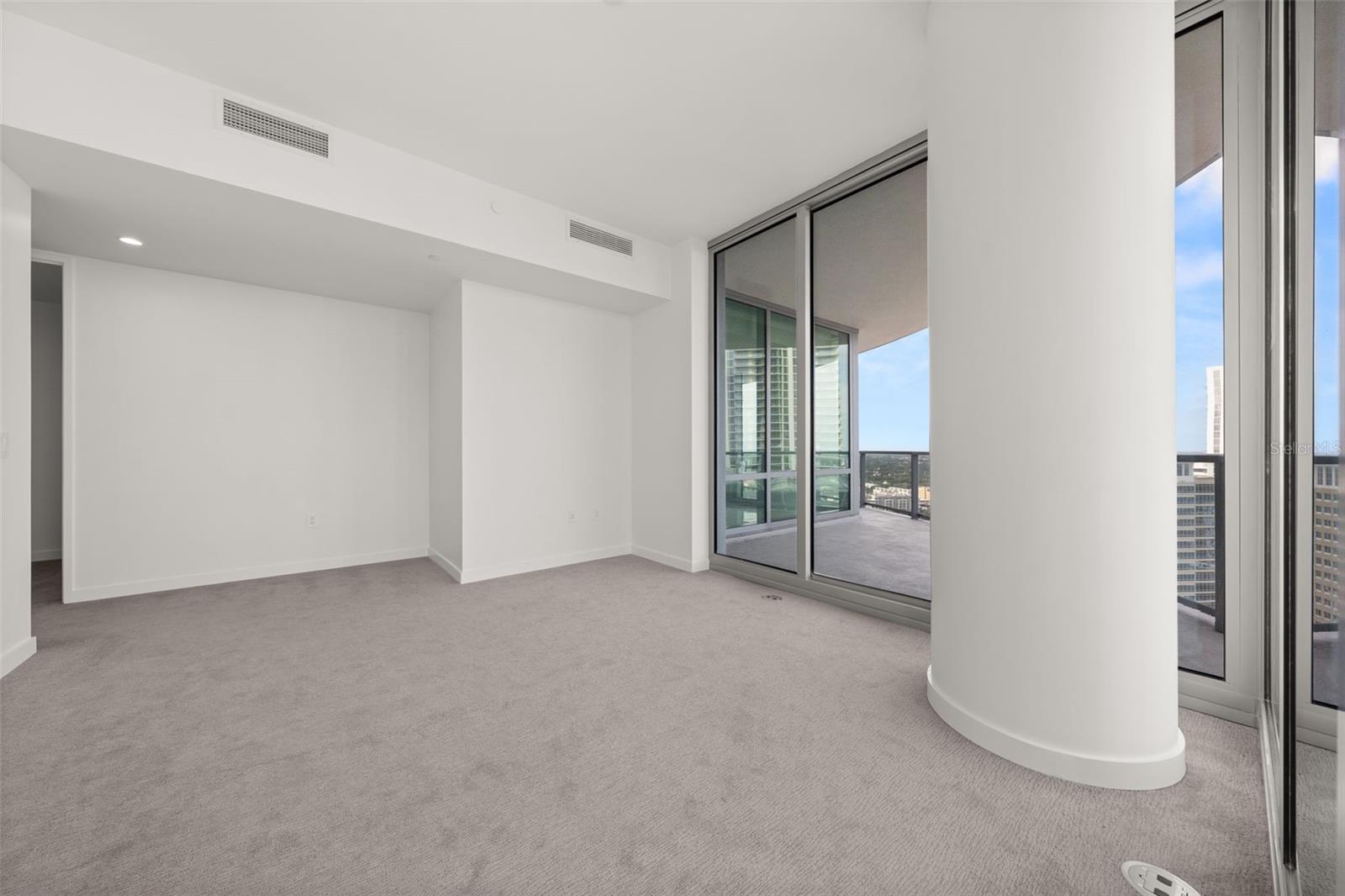 400 CENTRAL - Residential