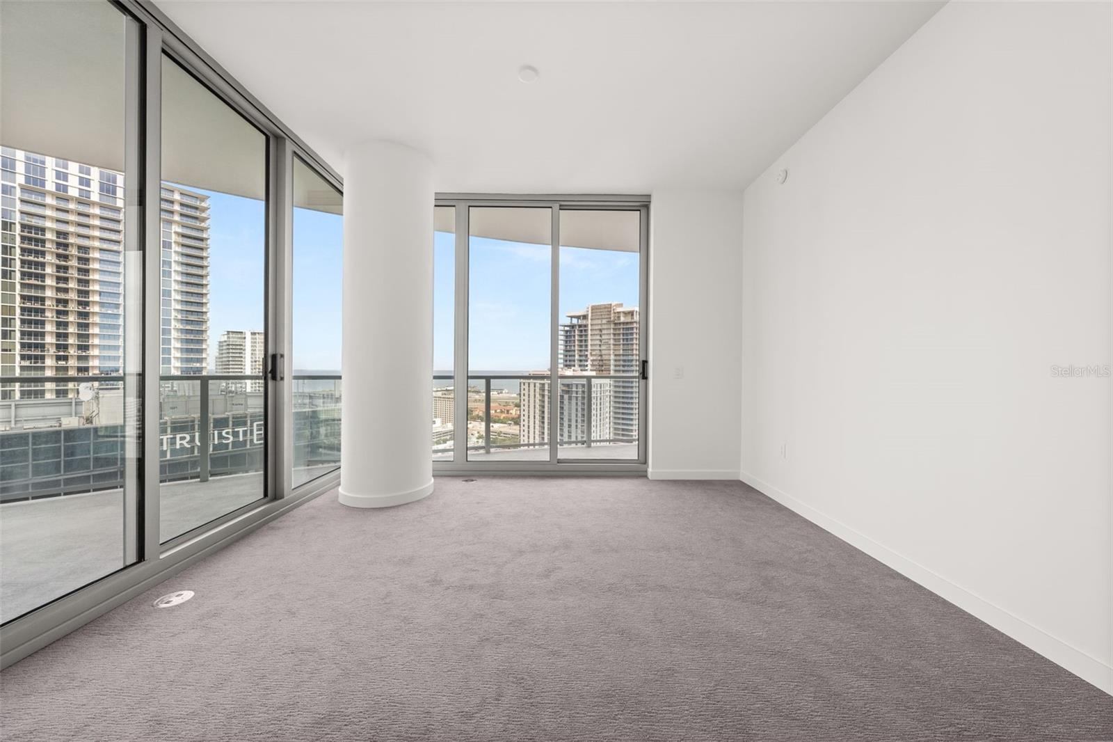 400 CENTRAL - Residential
