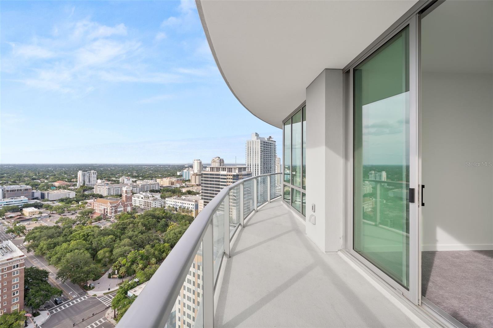 400 CENTRAL - Residential