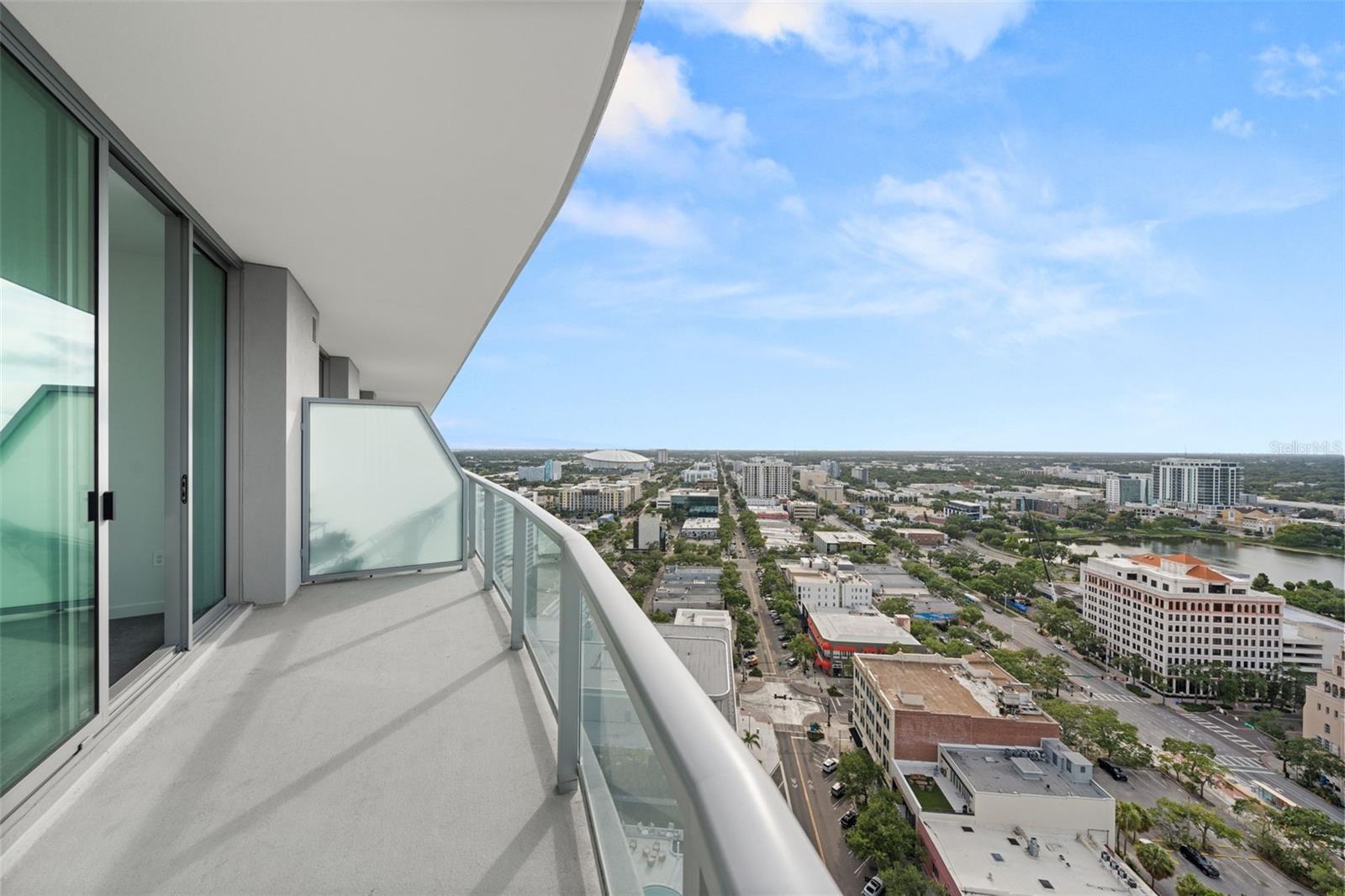 400 CENTRAL - Residential