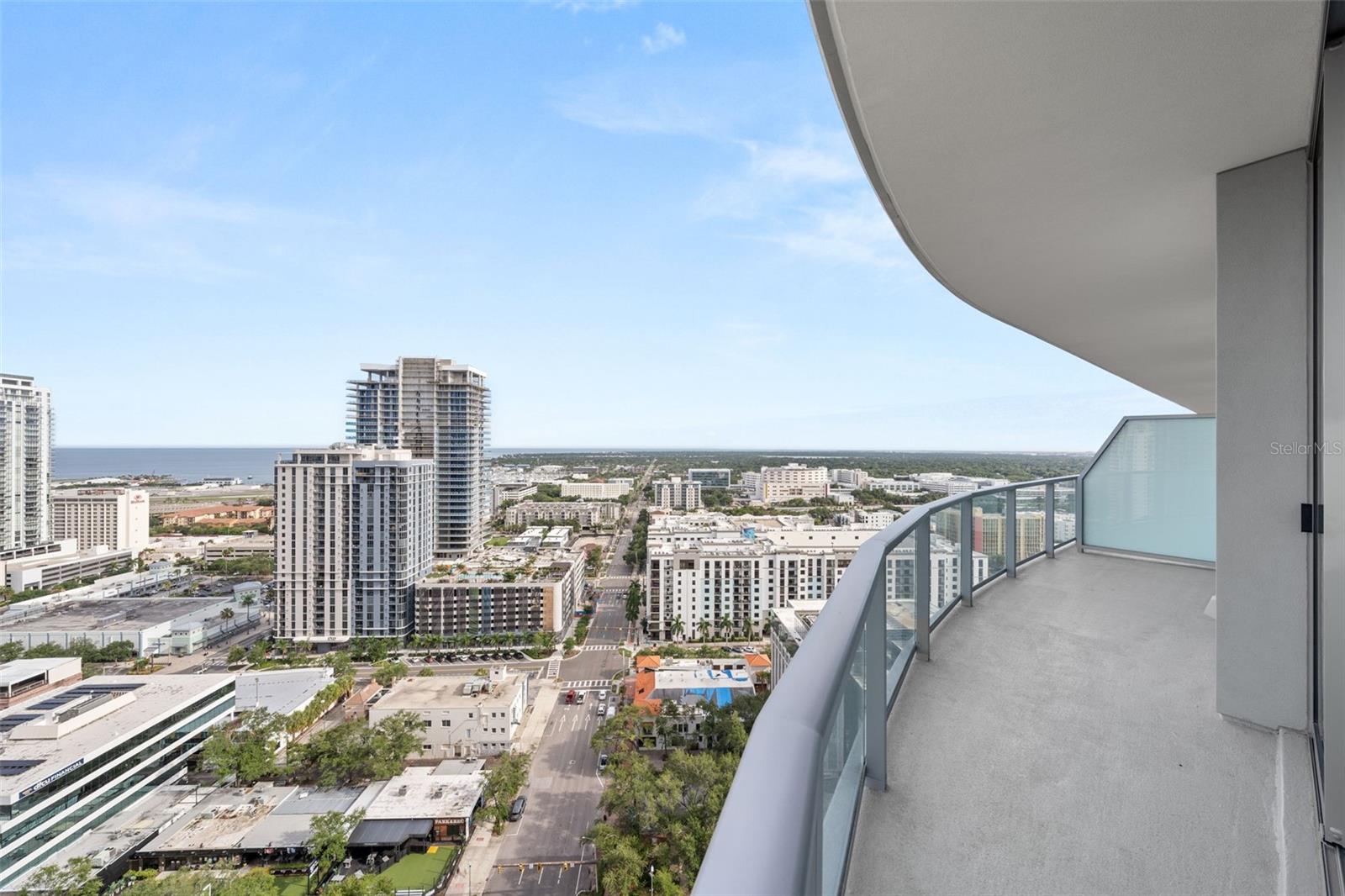 400 CENTRAL - Residential